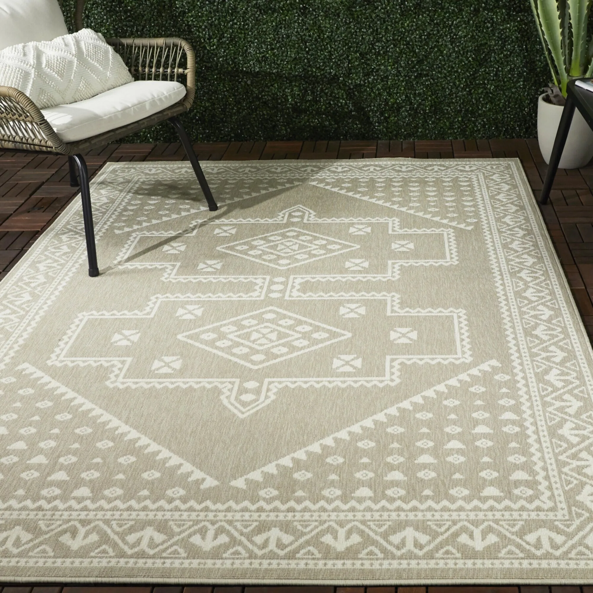 Abelard Boho High-low Indoor/Outdoor Area Rug