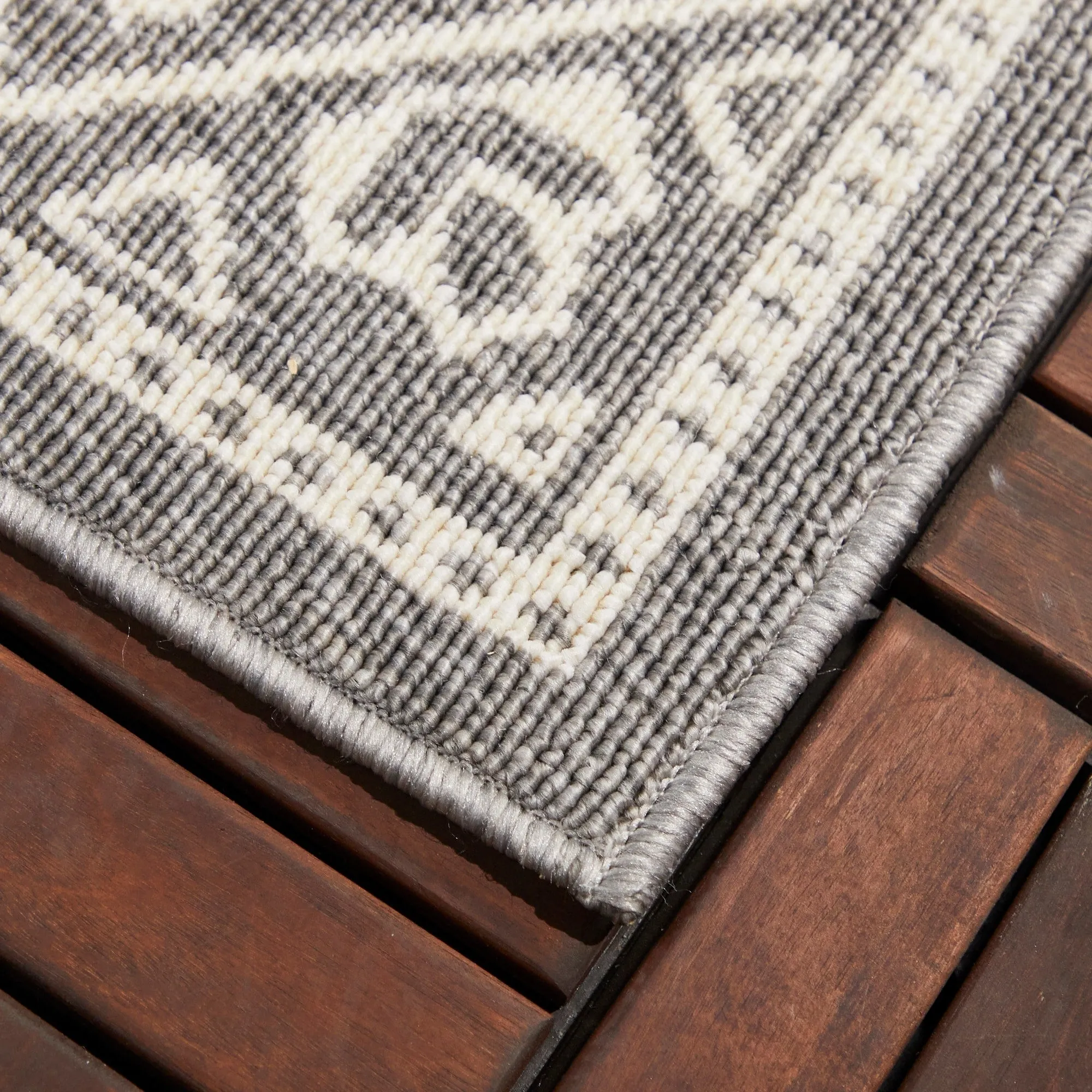 Abelard Boho High-low Indoor/Outdoor Area Rug