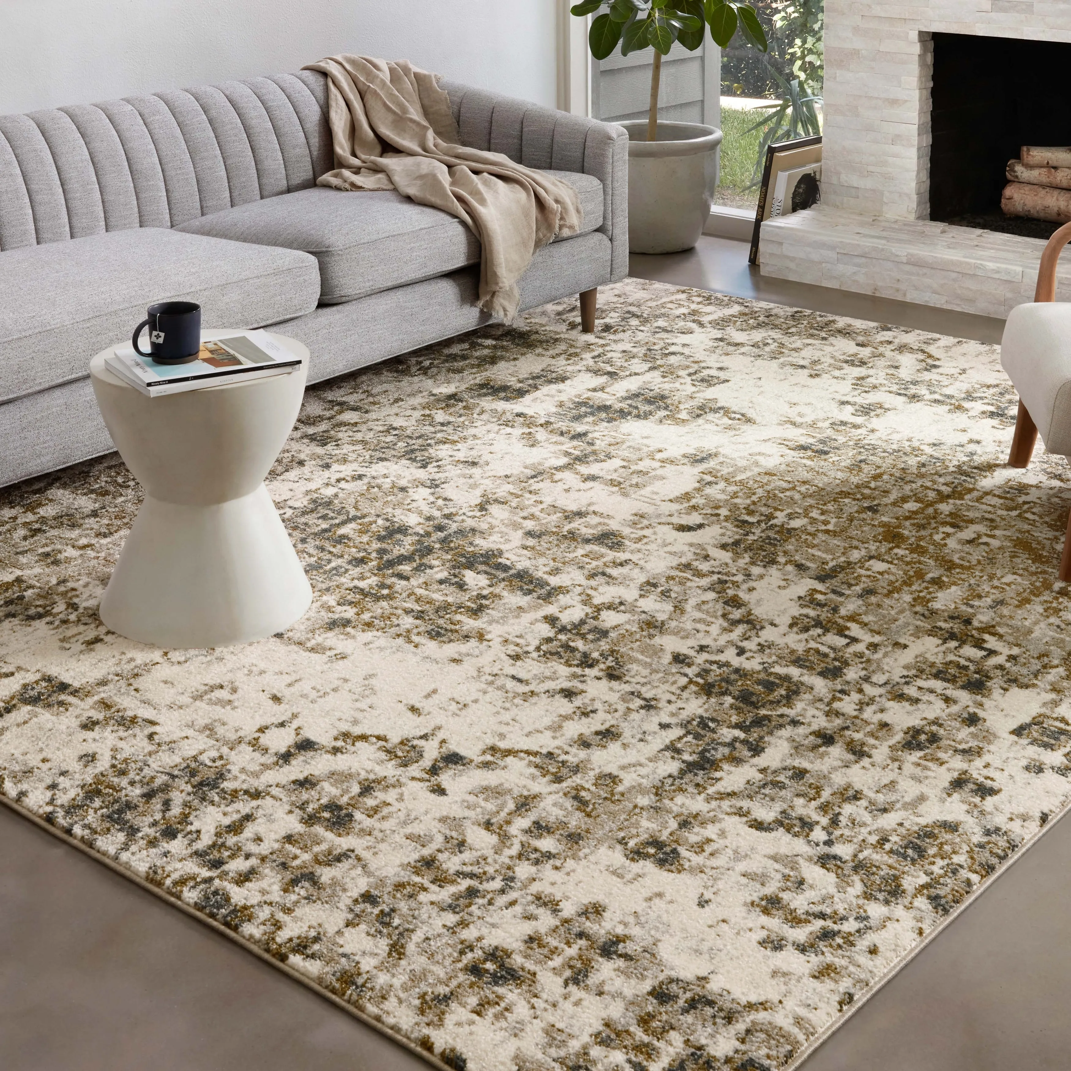 Alexander Home Bentley Rustic Modern Area Rug