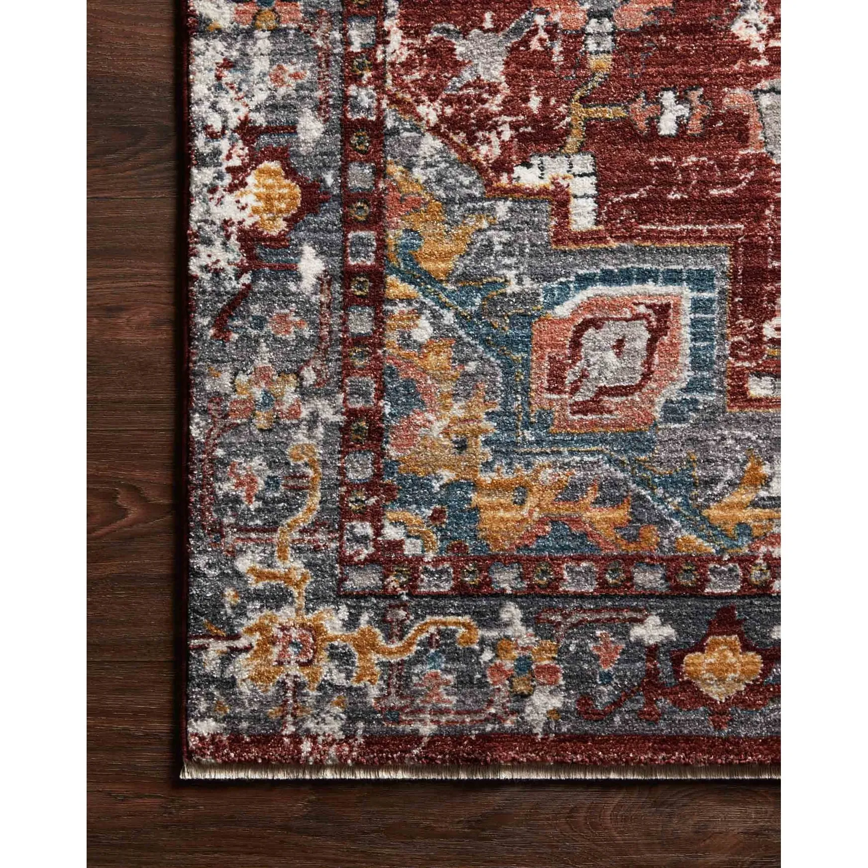 Alexander Home Hondo Traditional Oriental Area Rug