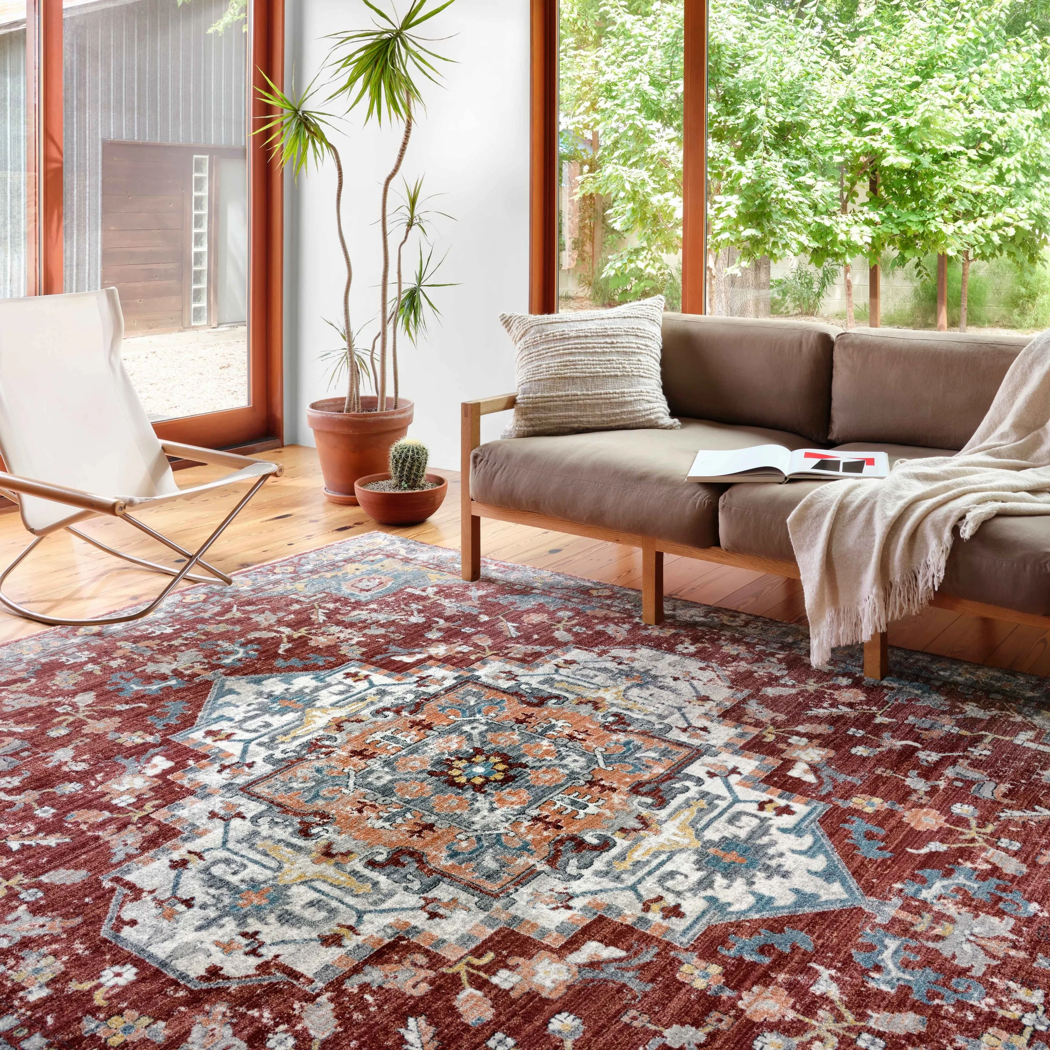 Alexander Home Hondo Traditional Oriental Area Rug