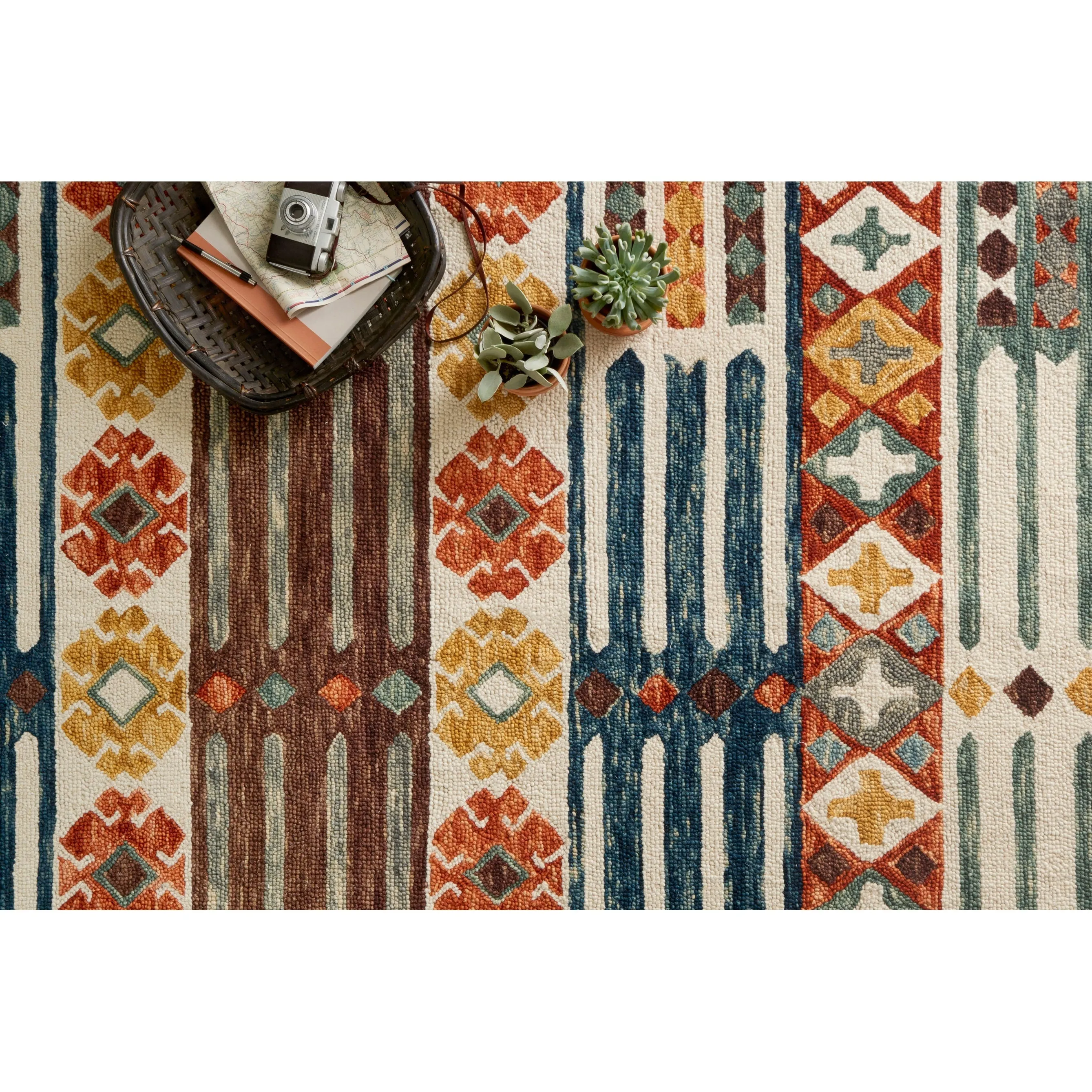 Alexander Home Santa-Fe Boho Hand-Hooked Wool Rug