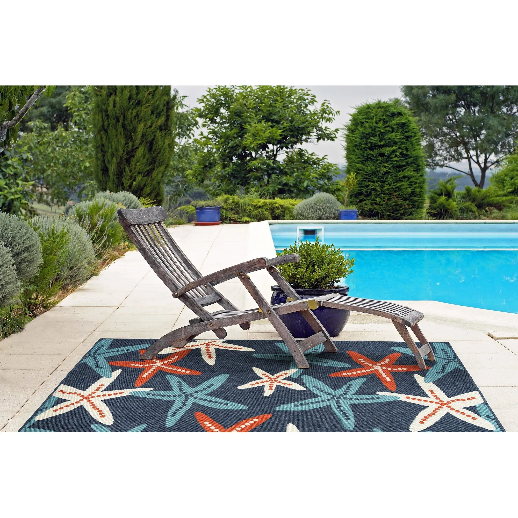 Amalie Geometric Border Coastal Polypropylene Indoor/ Outdoor Area Rug