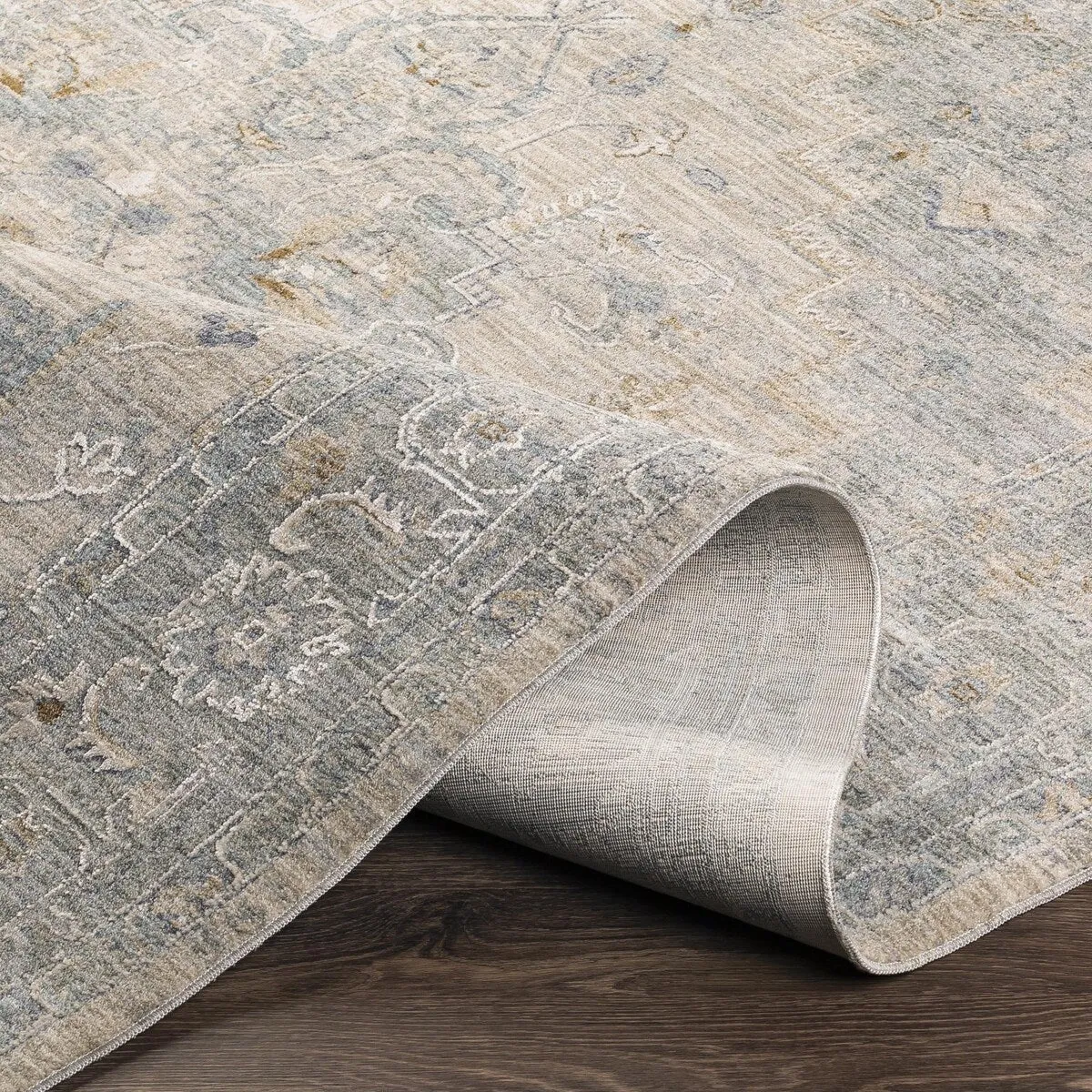 Betty Classic Medallion Area Rug