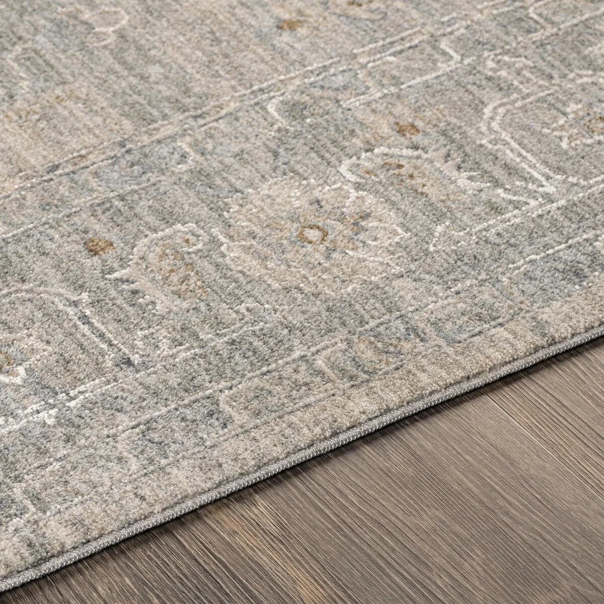 Betty Classic Medallion Area Rug