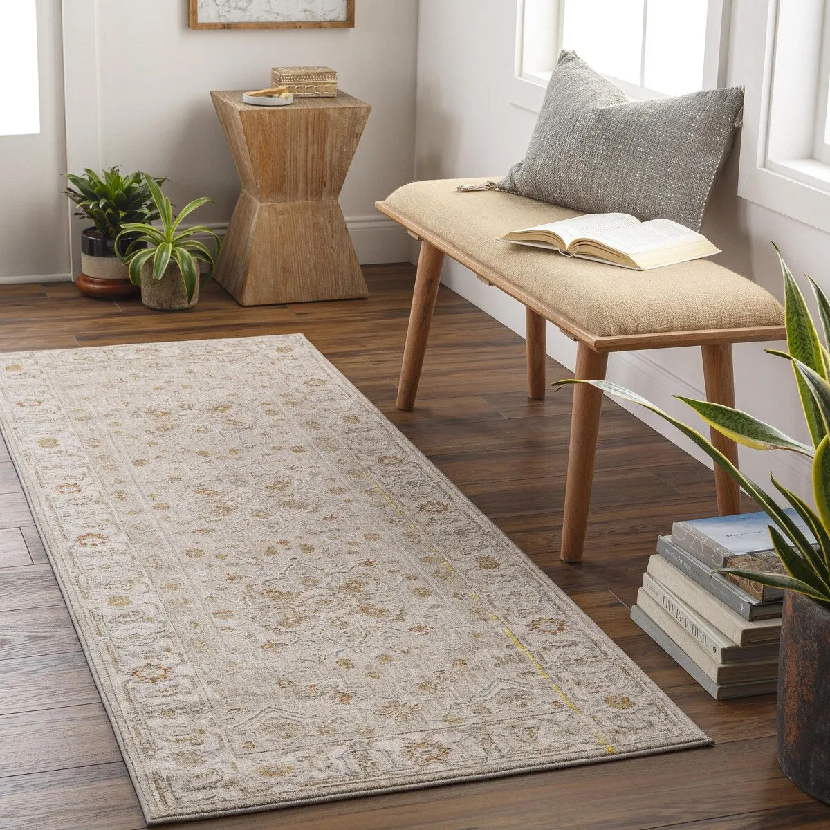 Betty Classic Medallion Area Rug