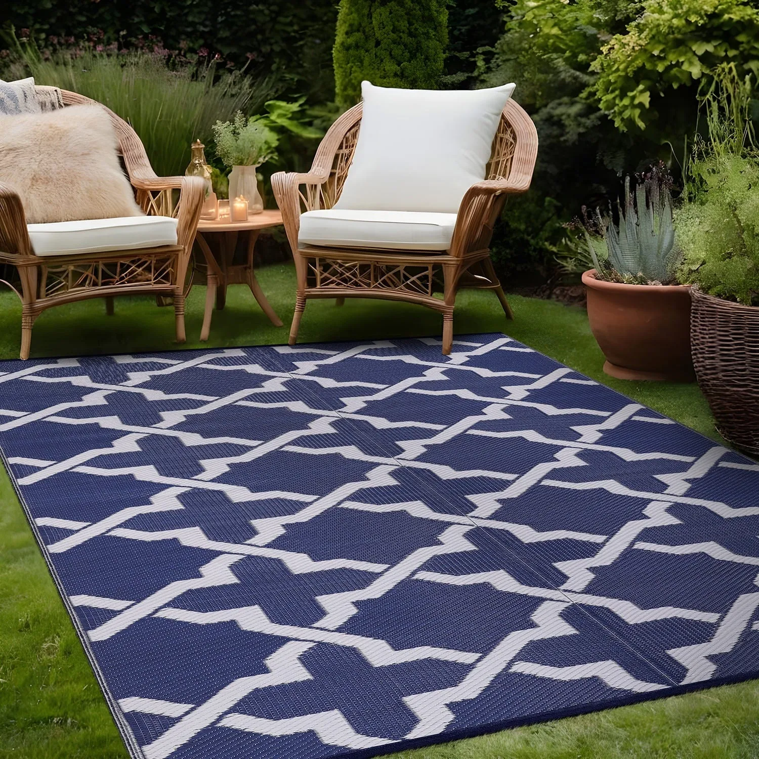 Beverly Rug Reversible Trellis Pattern Indoor/ Outdoor Area Rug