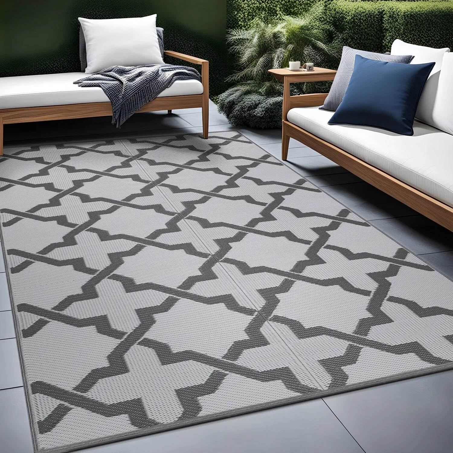 Beverly Rug Reversible Trellis Pattern Indoor/ Outdoor Area Rug