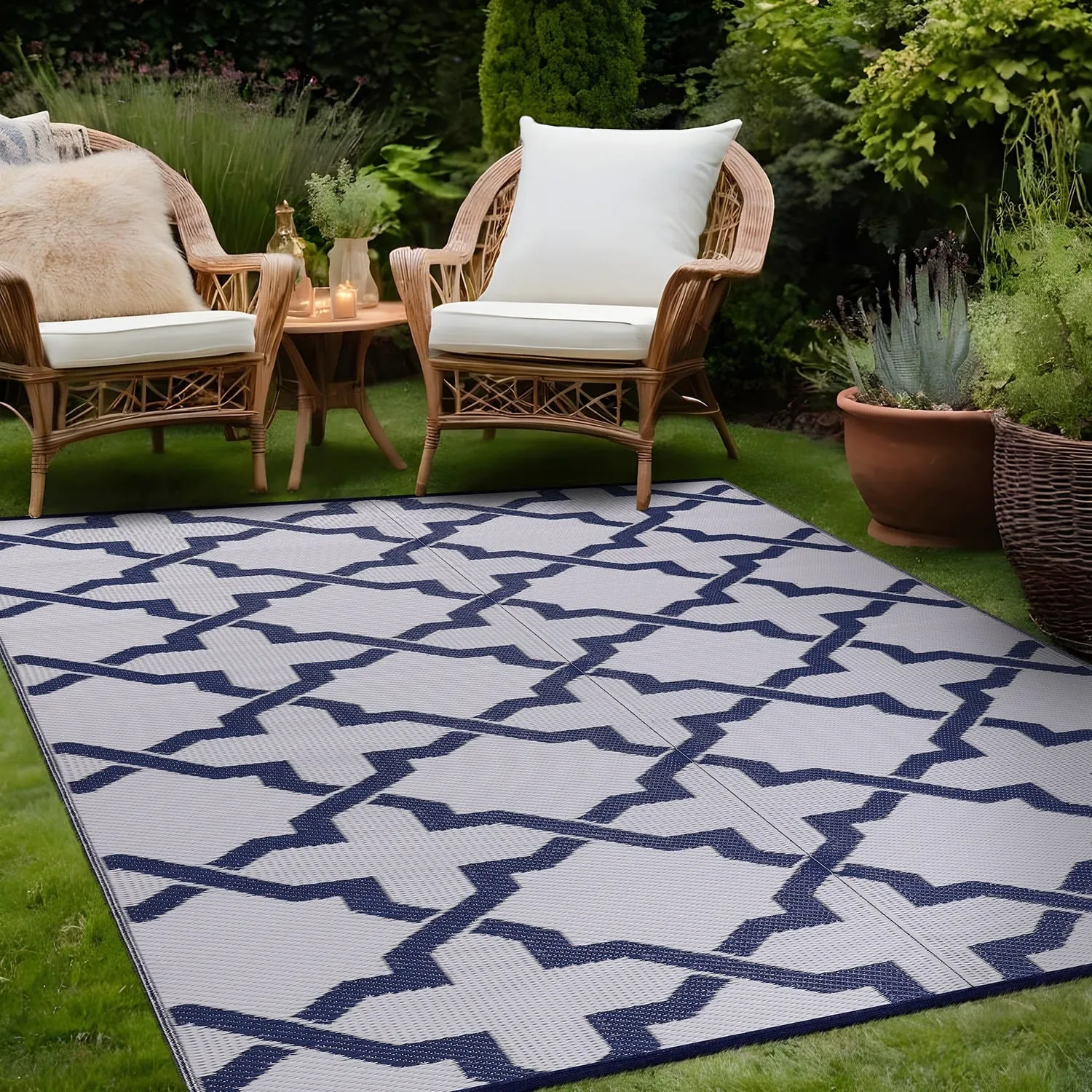 Beverly Rug Reversible Trellis Pattern Indoor/ Outdoor Area Rug