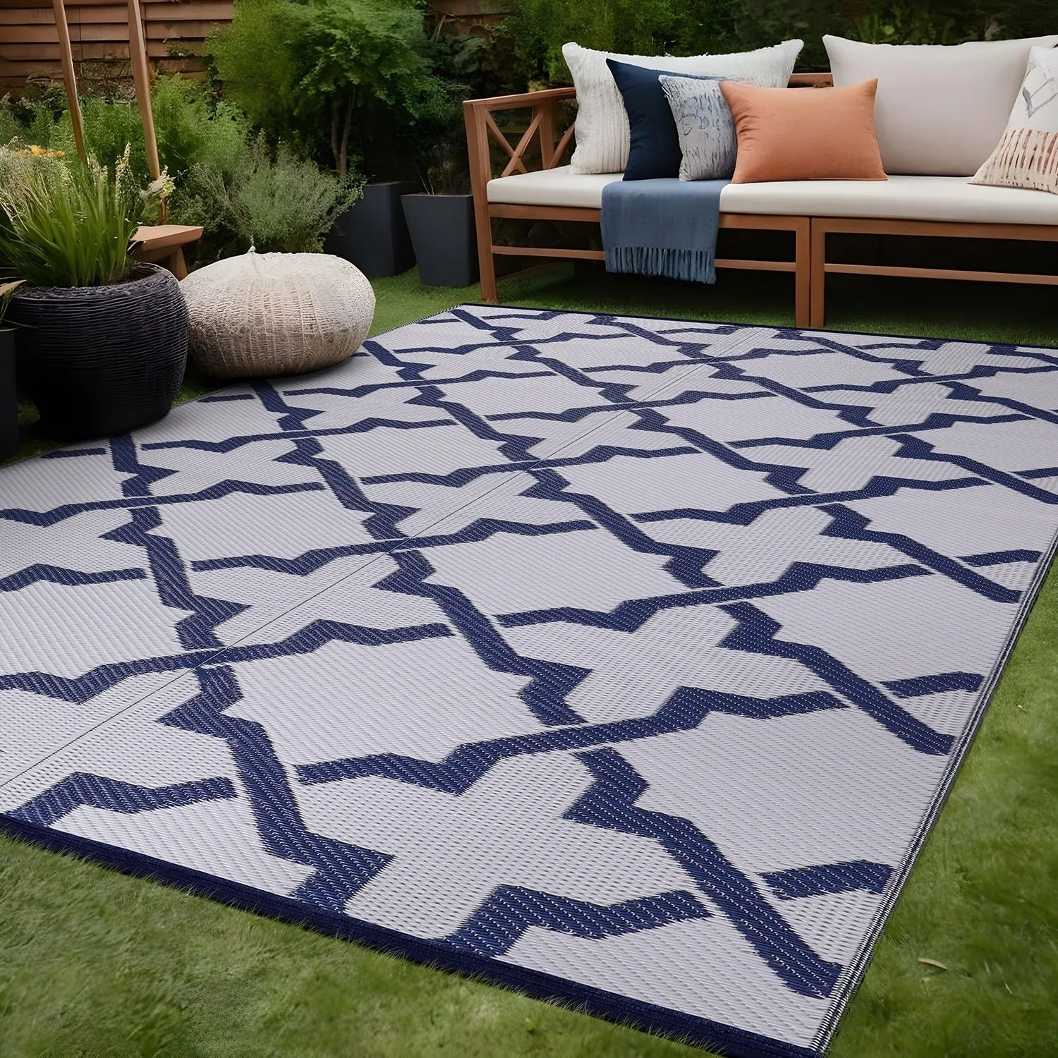 Beverly Rug Reversible Trellis Pattern Indoor/ Outdoor Area Rug