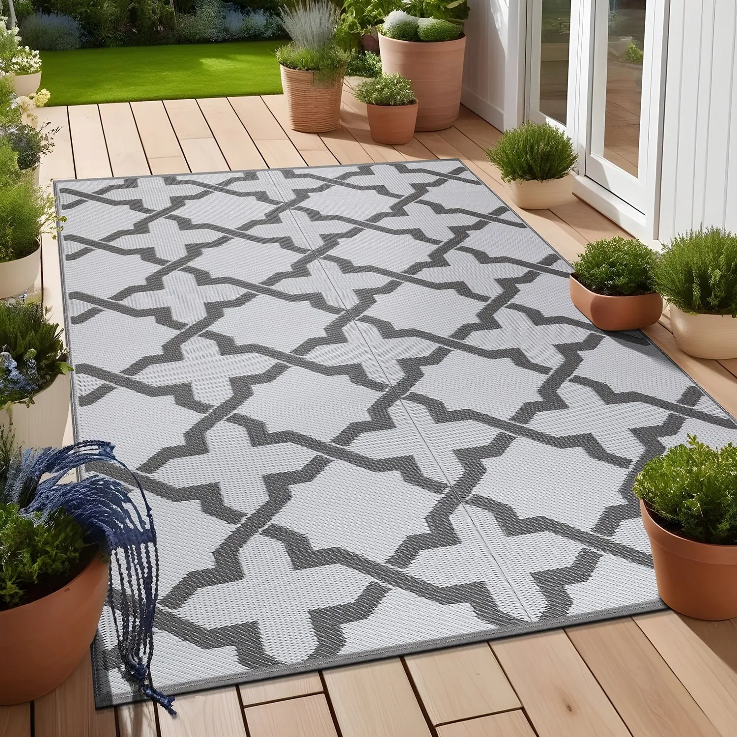 Beverly Rug Reversible Trellis Pattern Indoor/ Outdoor Area Rug