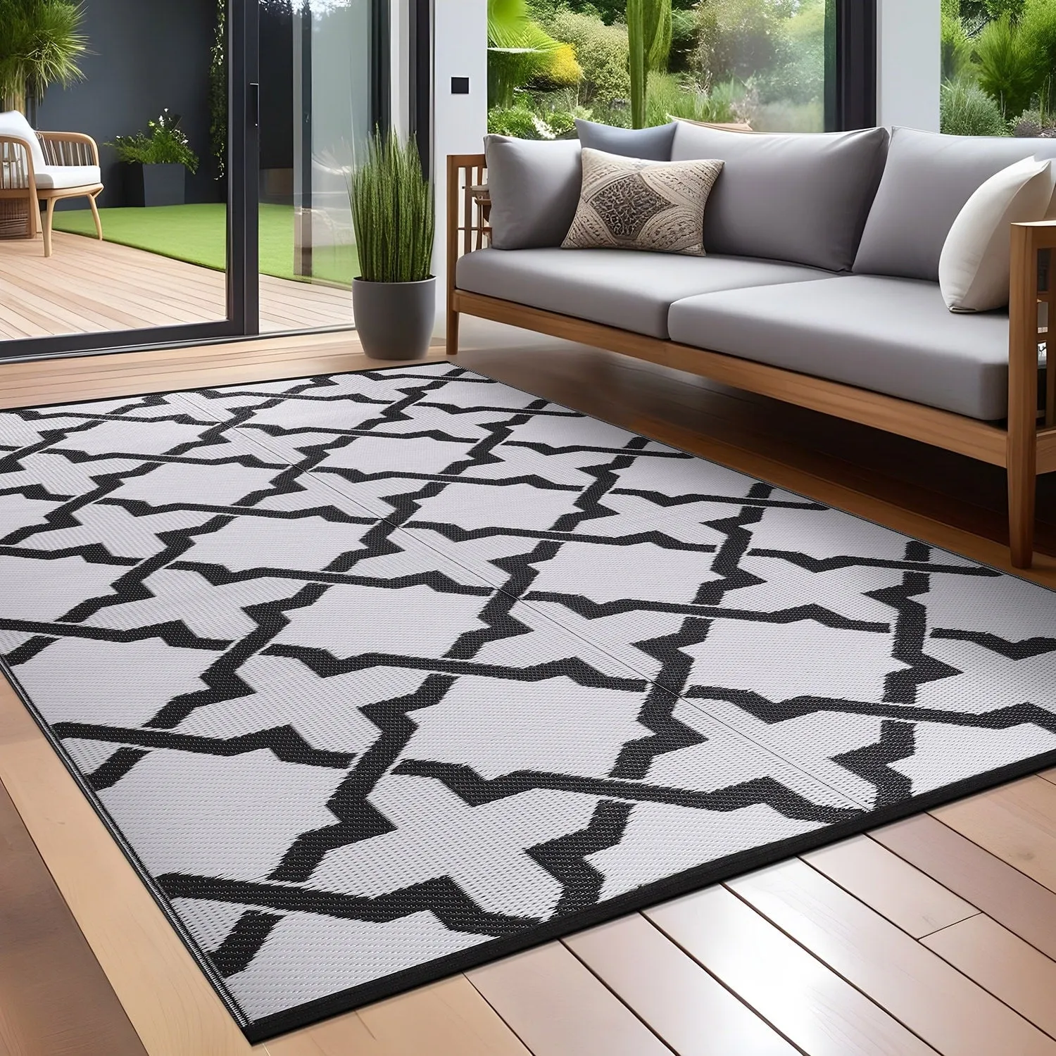 Beverly Rug Reversible Trellis Pattern Indoor/ Outdoor Area Rug