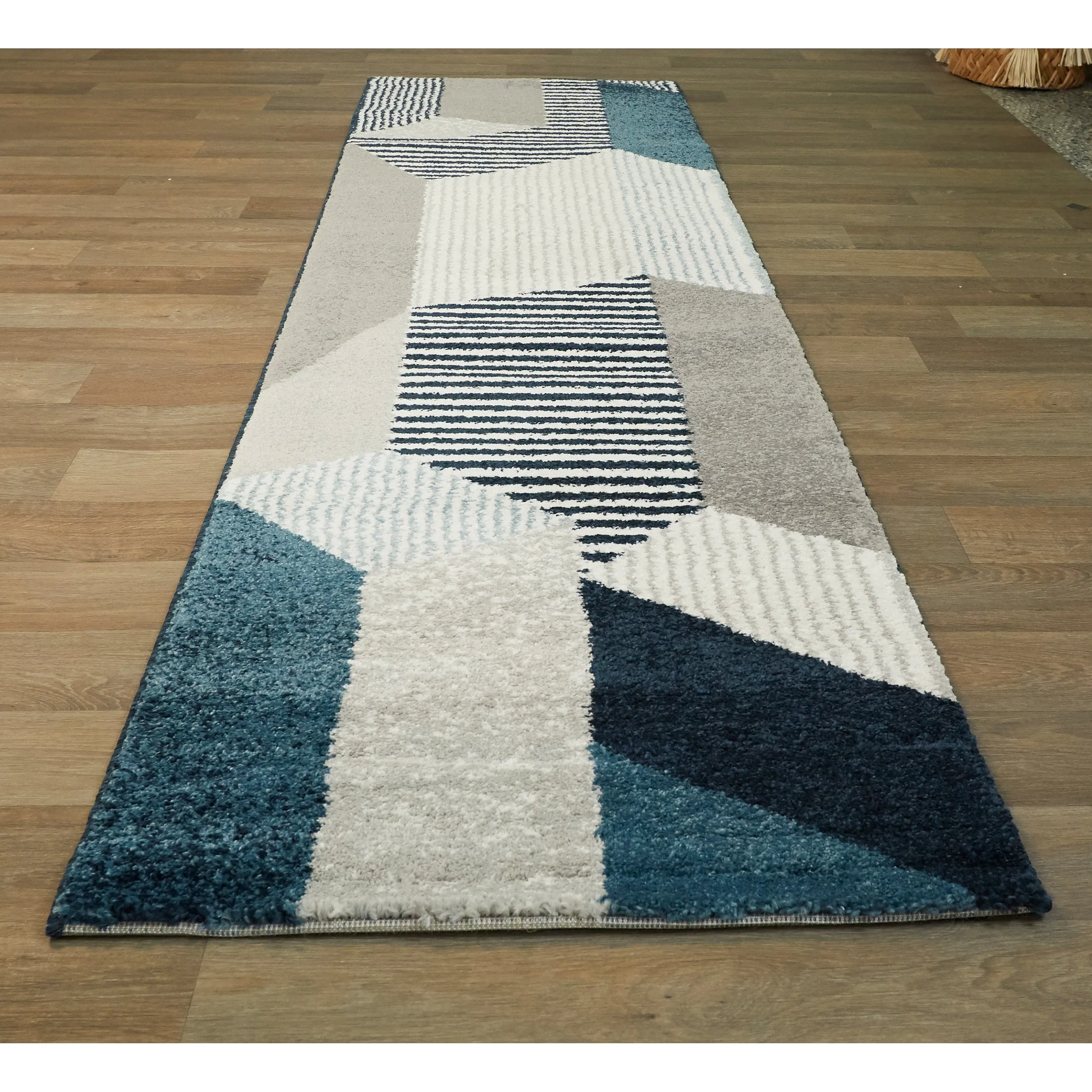 Carson Carrington Taxerud Abstract Area Rug