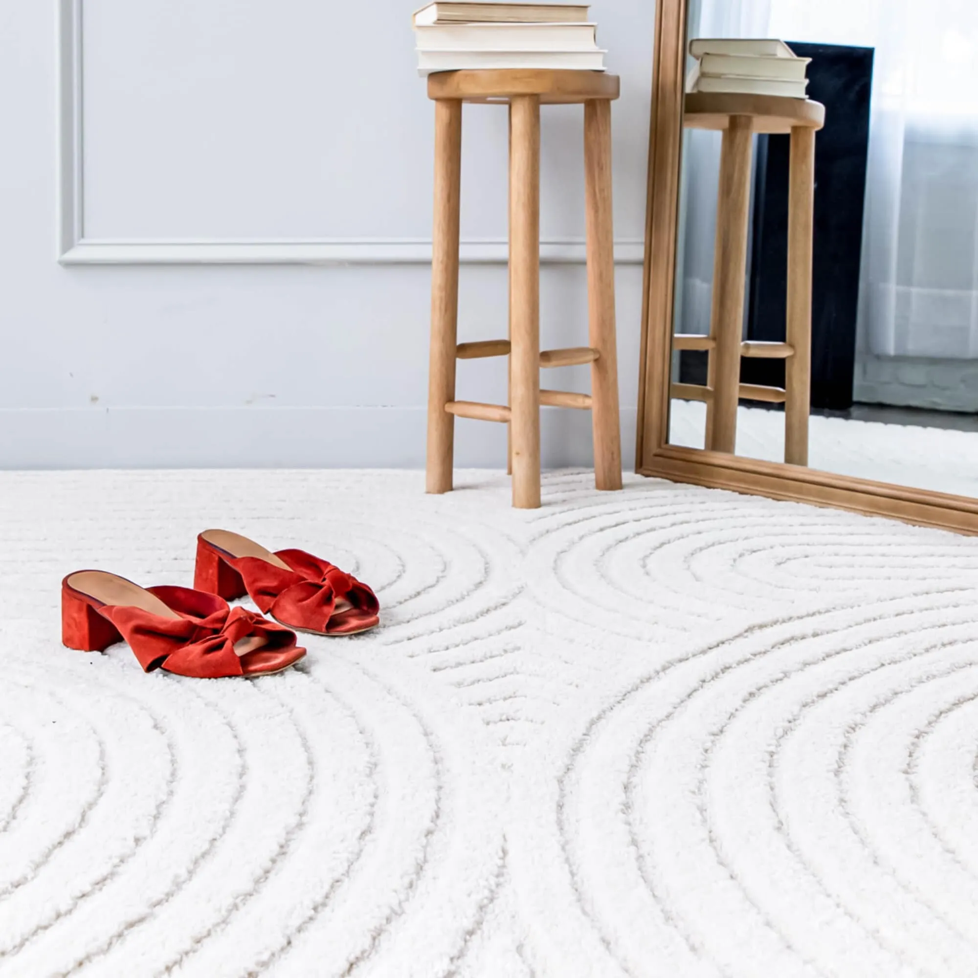 Caserio Modern Arches Area Rug
