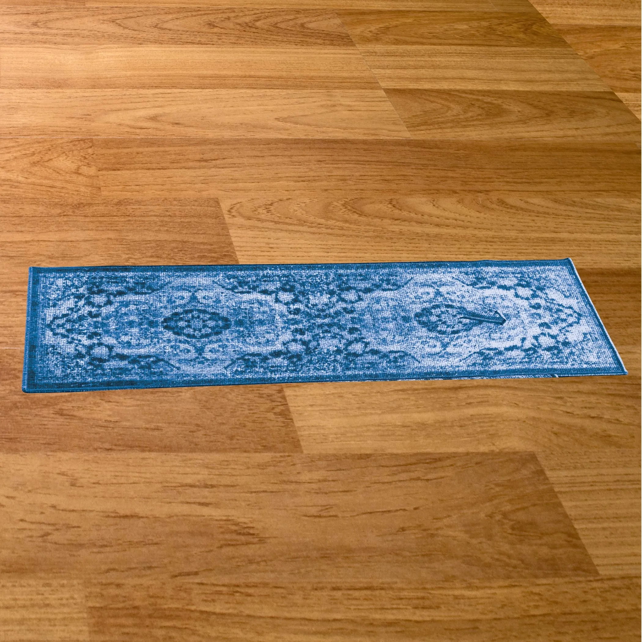 Classic Medallion Design Skid-Resistant Accent Rug