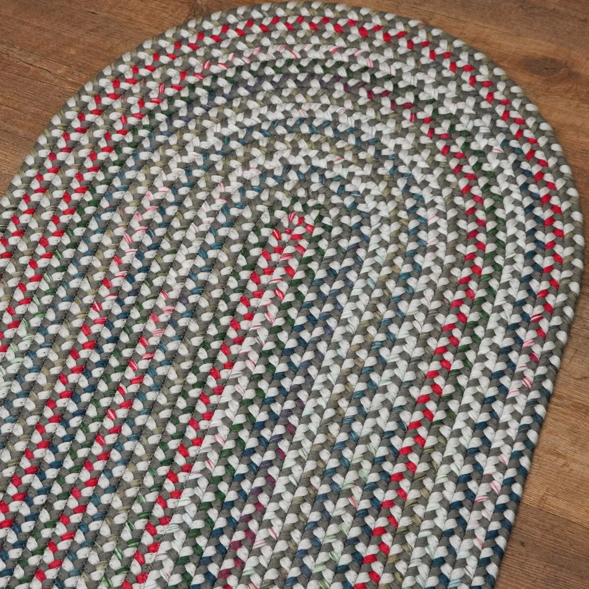 Colonial Mills Handrcrafted Riverside Braid Area Rug