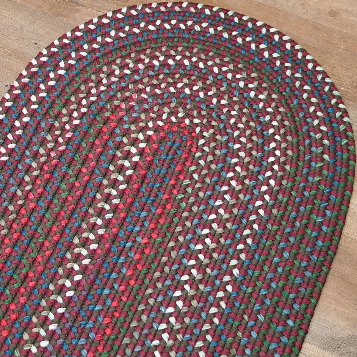 Colonial Mills Handrcrafted Riverside Braid Area Rug