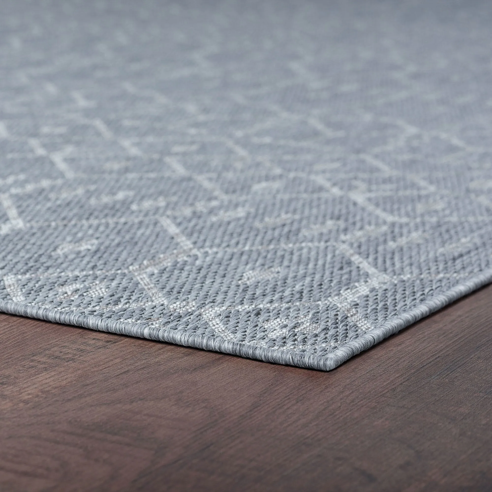 Colonnade Farmhouse Geometric Indoor/Outdoor Area Rug