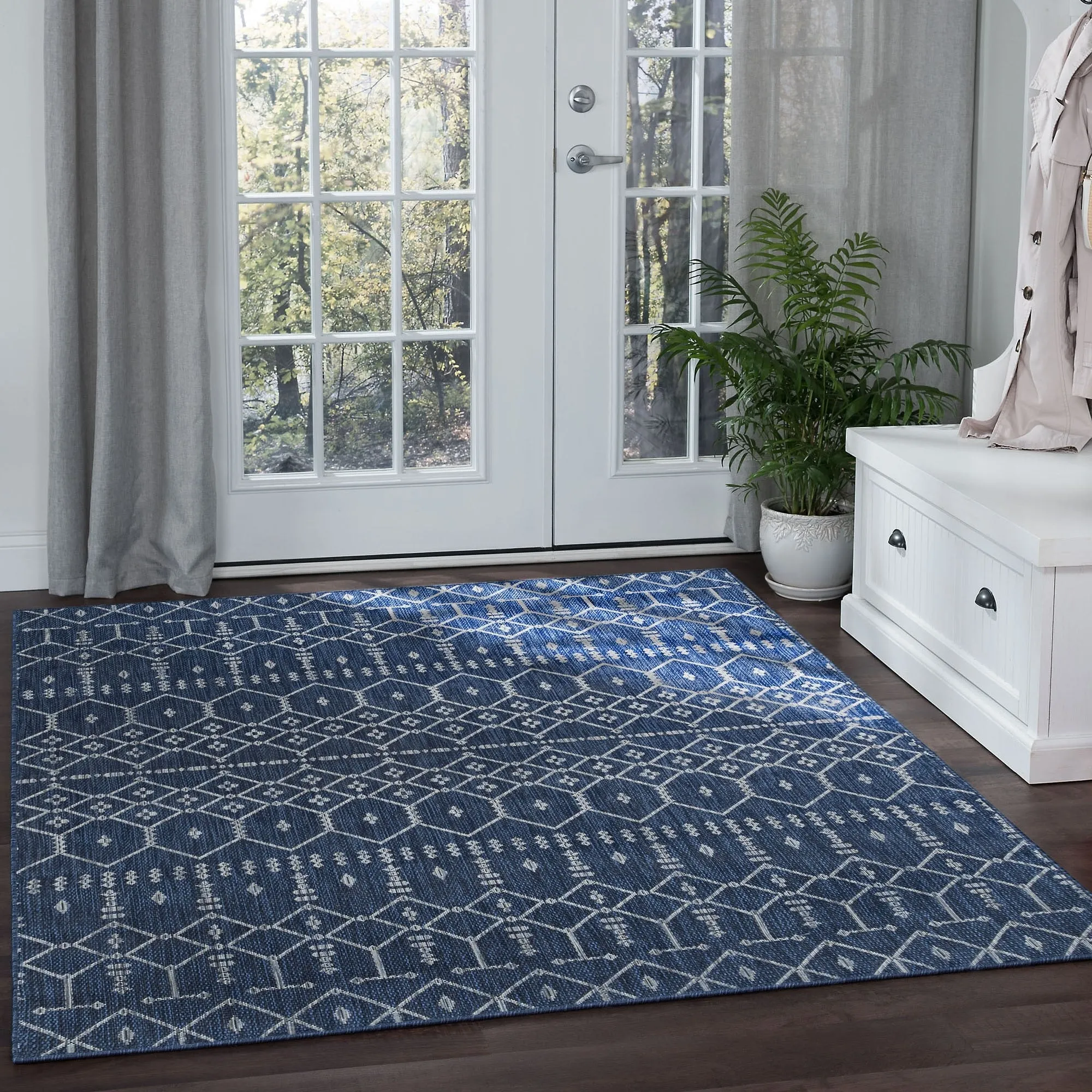 Colonnade Farmhouse Geometric Indoor/Outdoor Area Rug