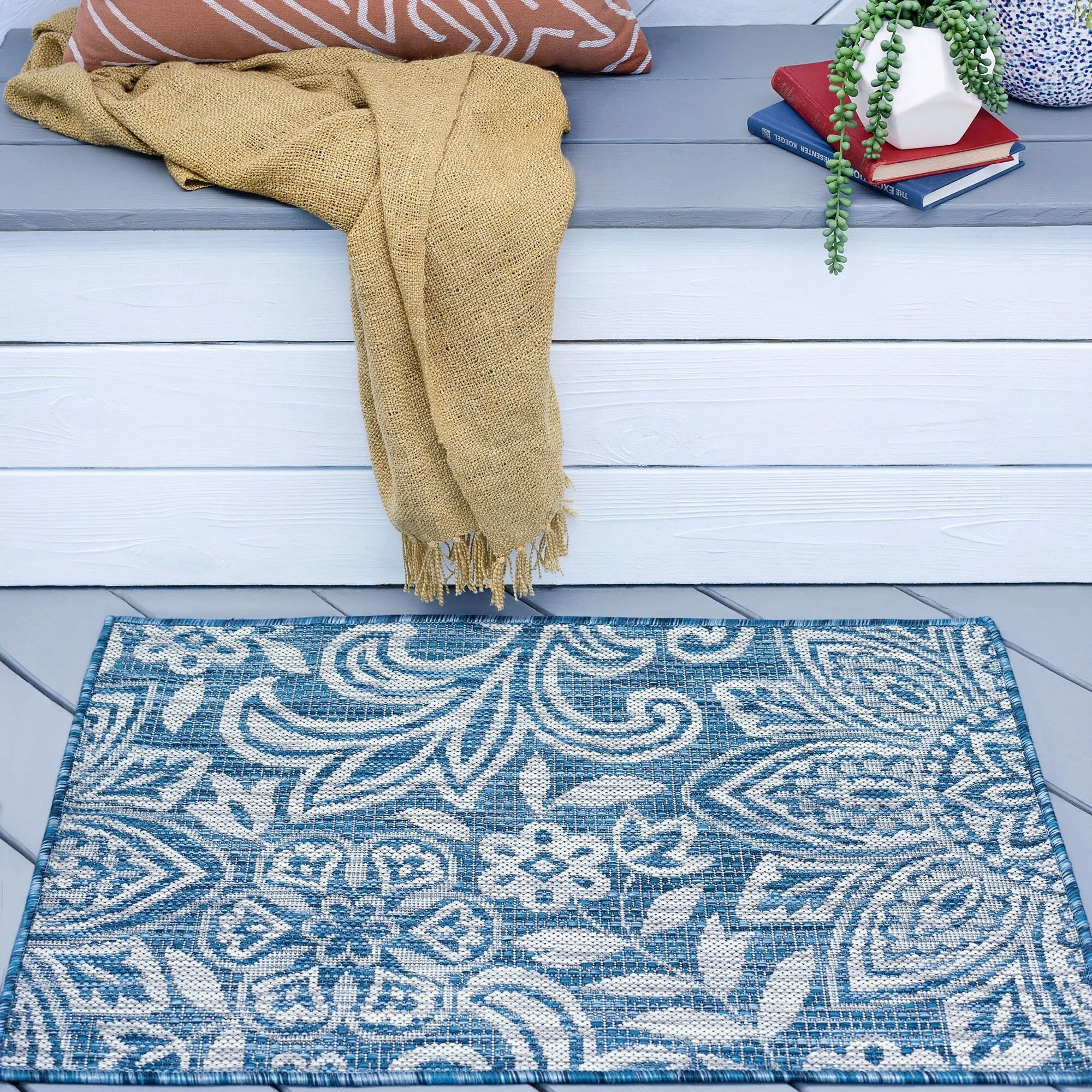 Colonnade Tropical Floral & Botanical Indoor/Outdoor Area Rug