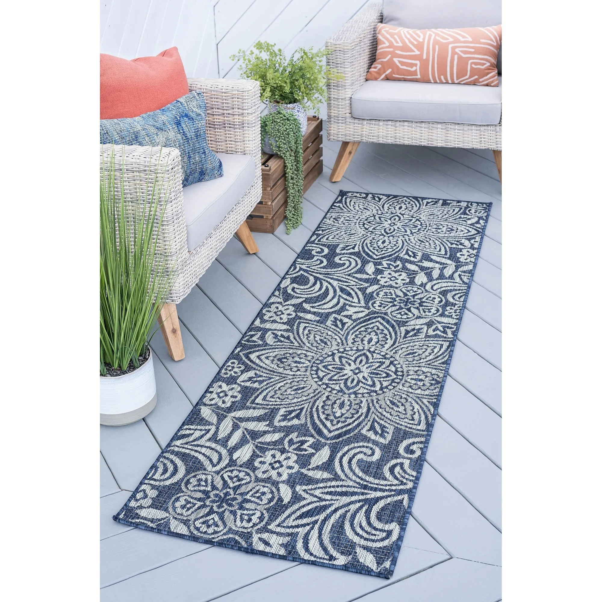 Colonnade Tropical Floral & Botanical Indoor/Outdoor Area Rug