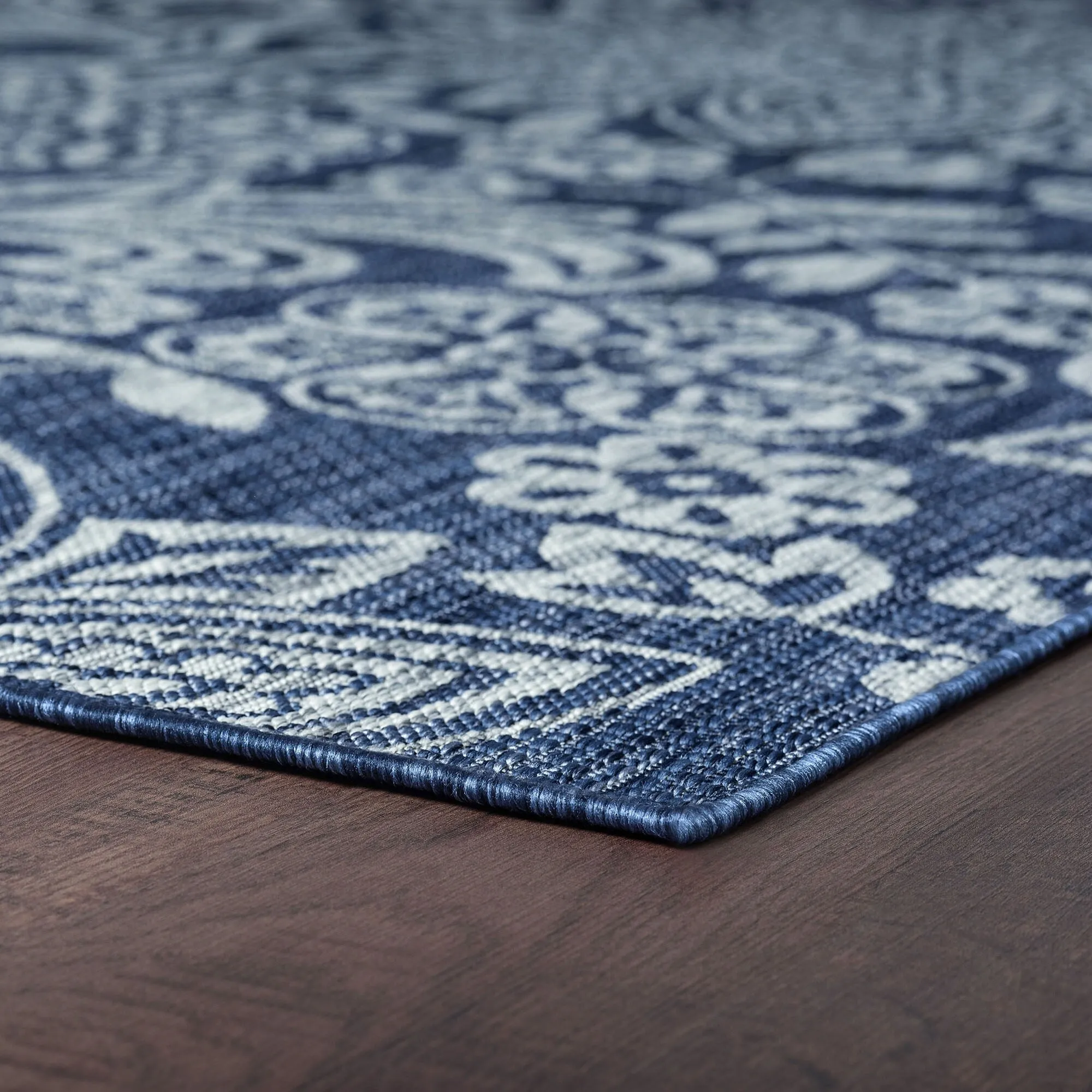 Colonnade Tropical Floral & Botanical Indoor/Outdoor Area Rug