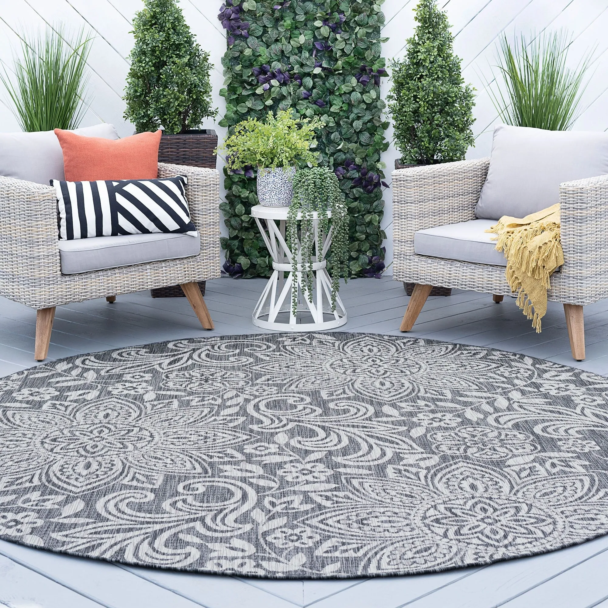 Colonnade Tropical Floral & Botanical Indoor/Outdoor Area Rug