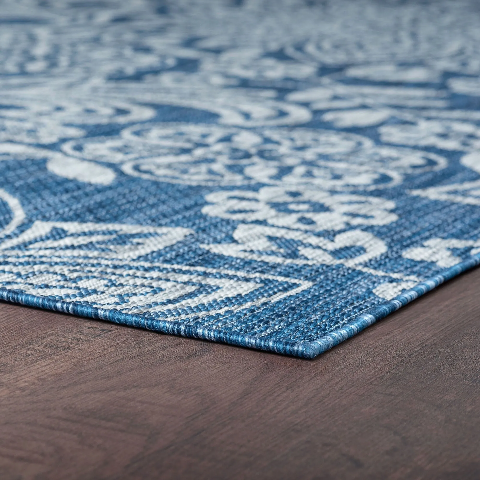 Colonnade Tropical Floral & Botanical Indoor/Outdoor Area Rug