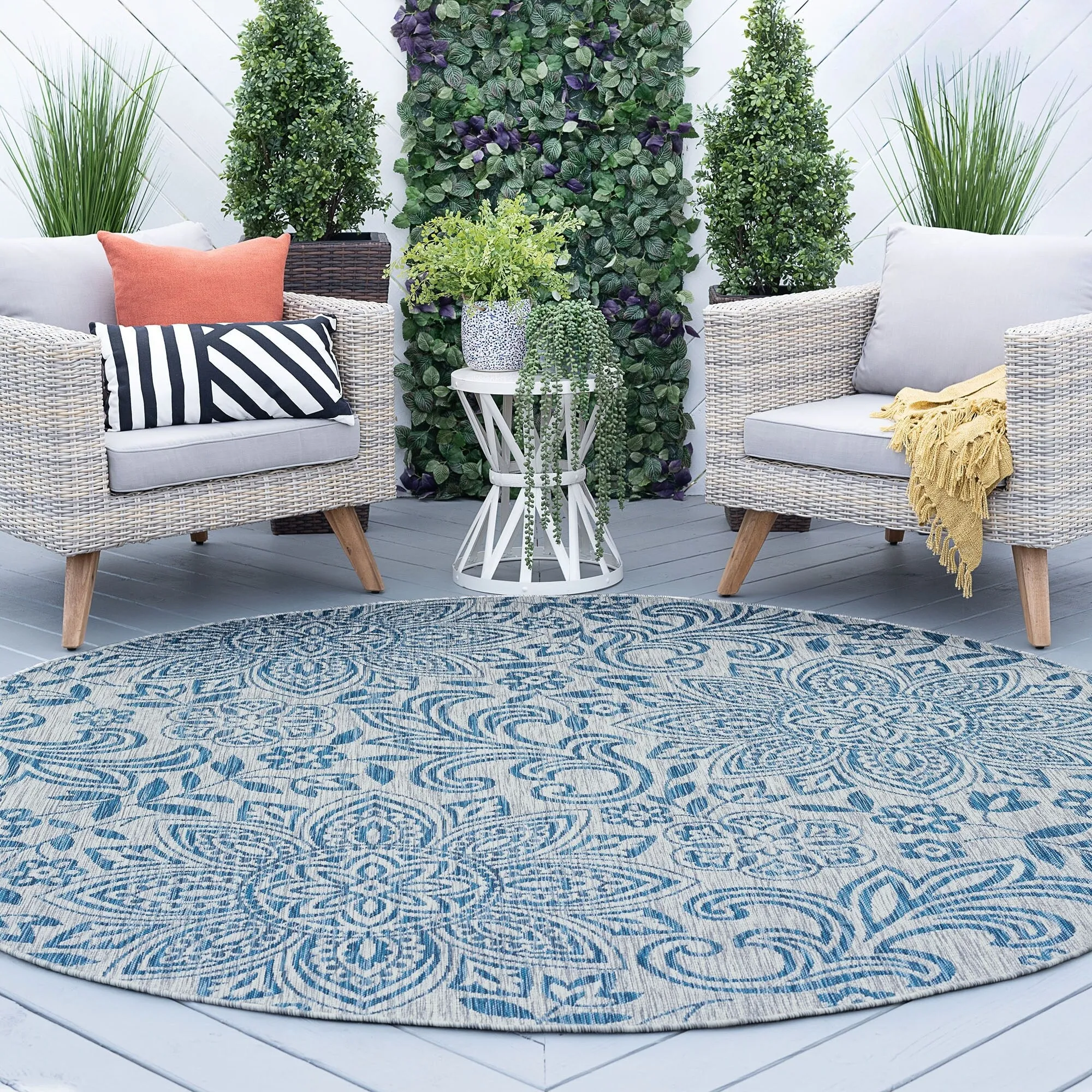 Colonnade Tropical Floral & Botanical Indoor/Outdoor Area Rug