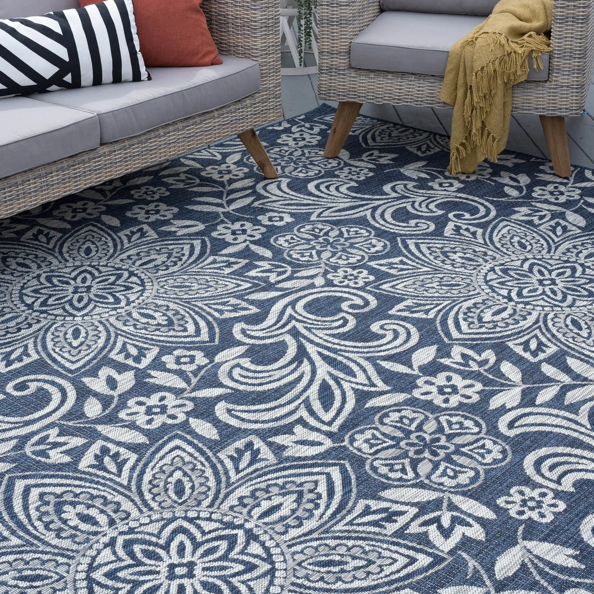 Colonnade Tropical Floral & Botanical Indoor/Outdoor Area Rug