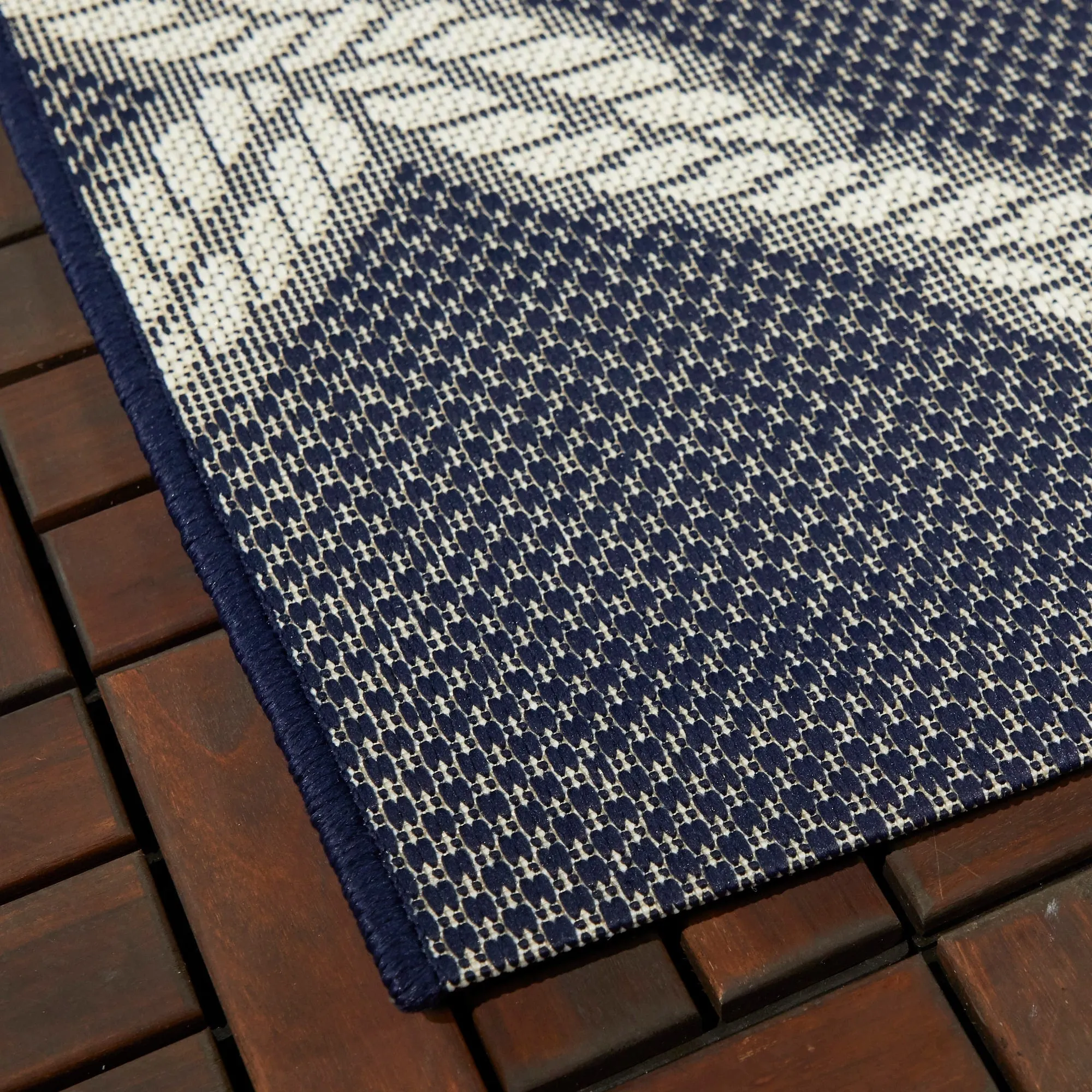 Doyle Nautical Trellis Indoor/Outdoor Area Rug