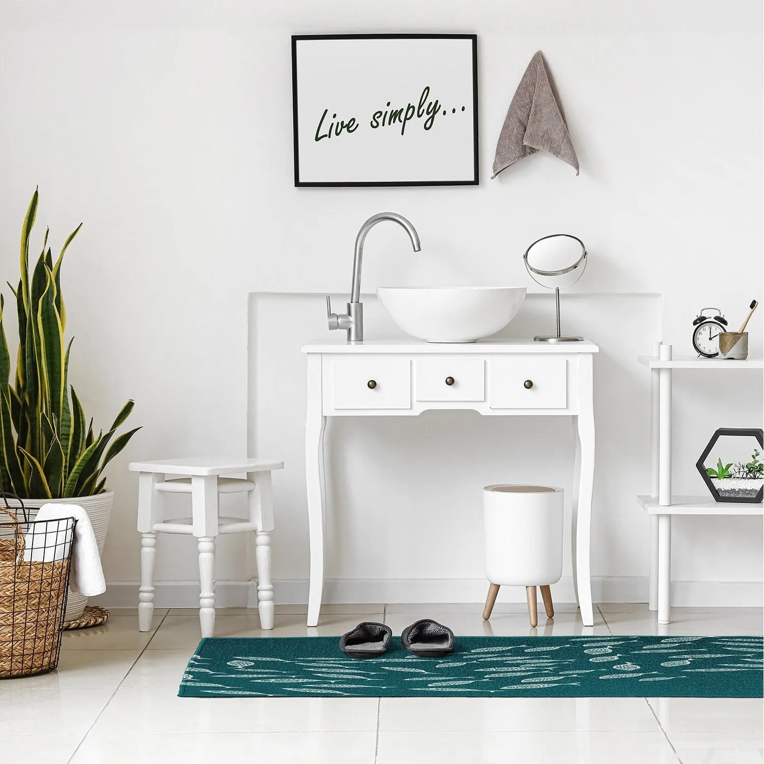 Escuela Nautical Chenille Rug