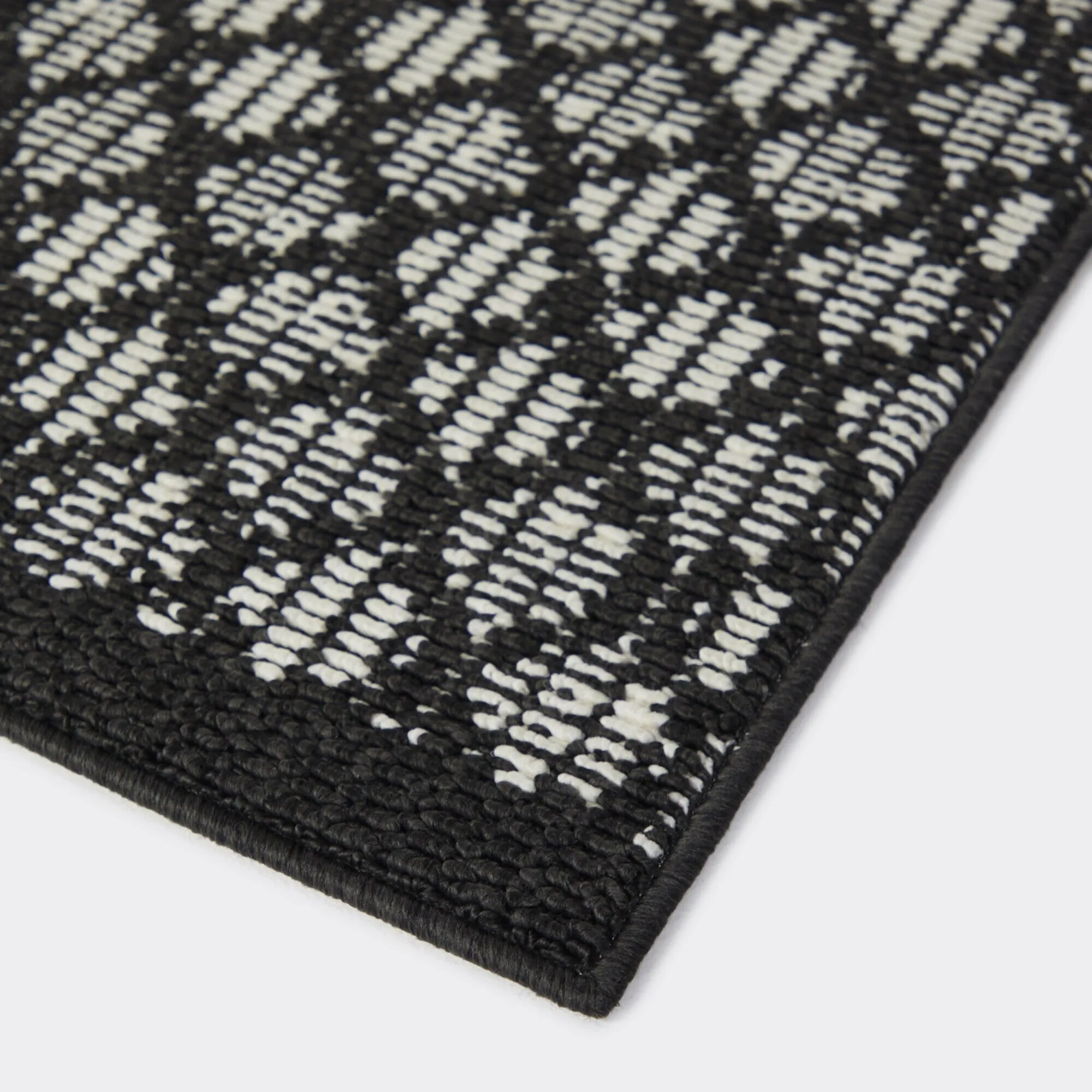 Fairfax Transitional Chevron Indoor/Outdoor Area Rug