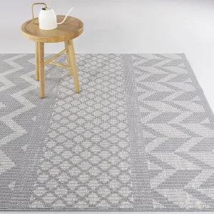 Fairfax Transitional Chevron Indoor/Outdoor Area Rug