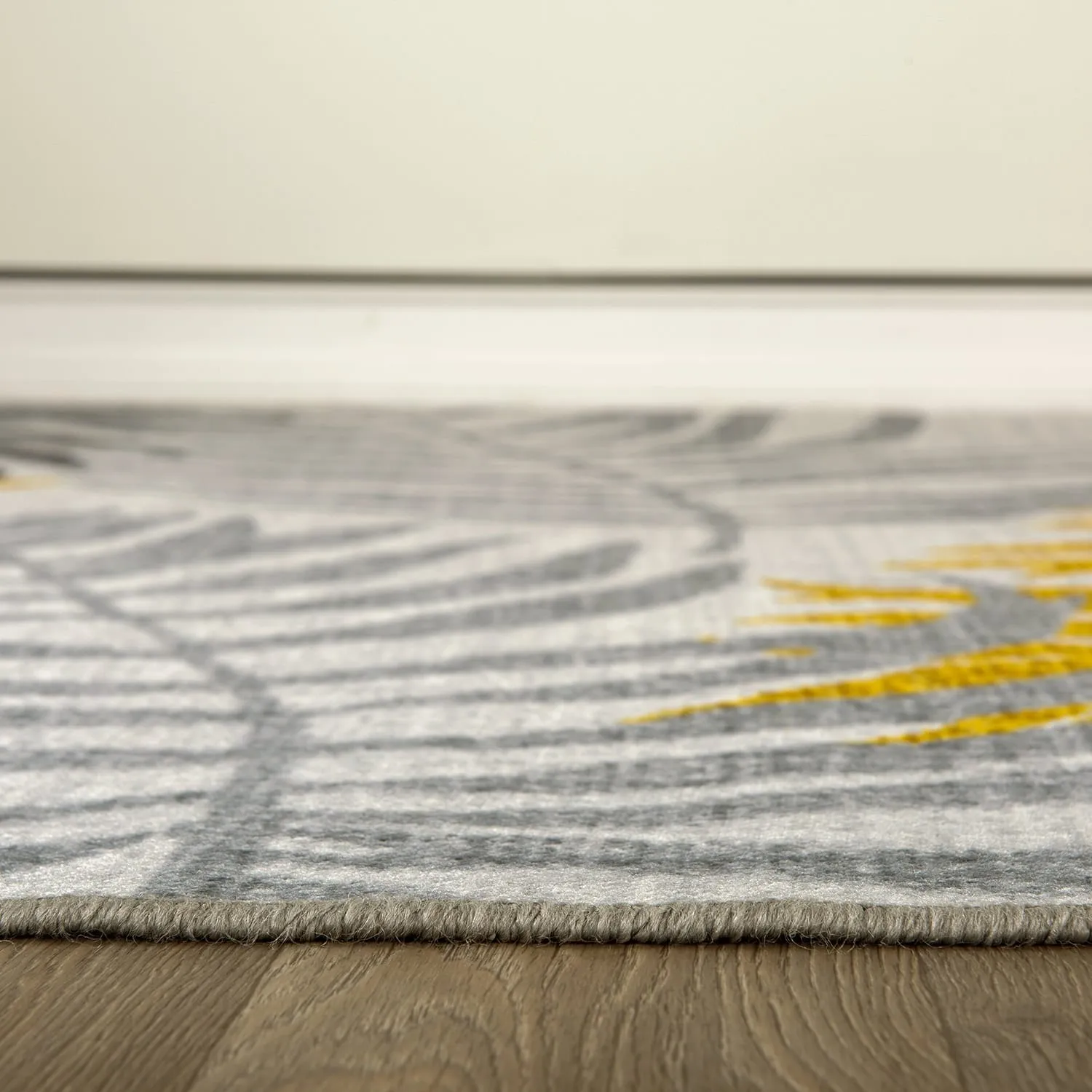 Floral Leaves Flatweave Indoor/Outdoor Area Rug