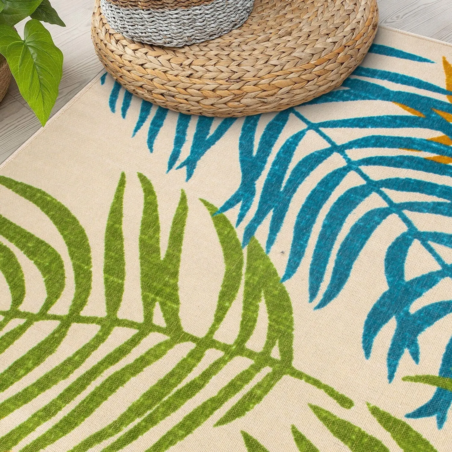Floral Leaves Flatweave Indoor/Outdoor Area Rug