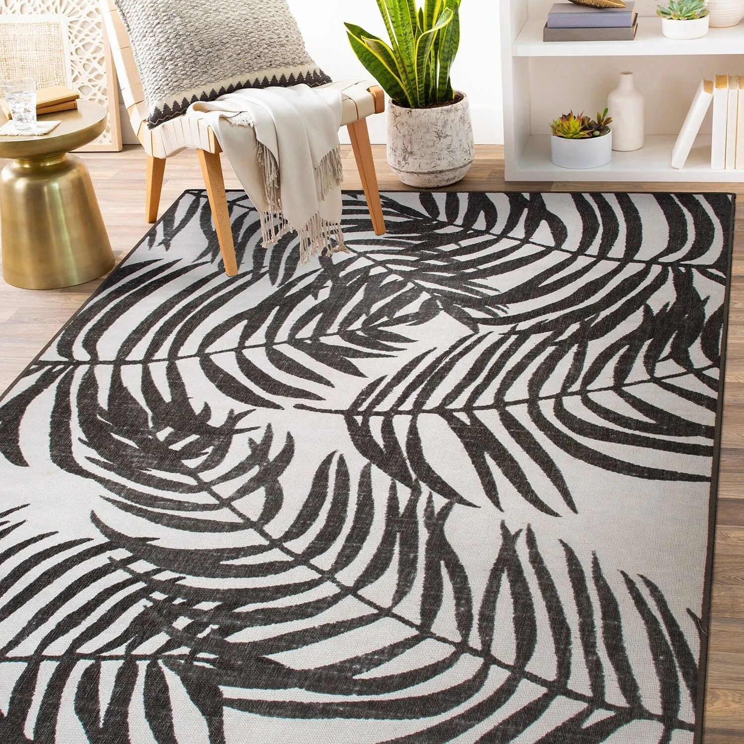 Floral Leaves Flatweave Indoor/Outdoor Area Rug