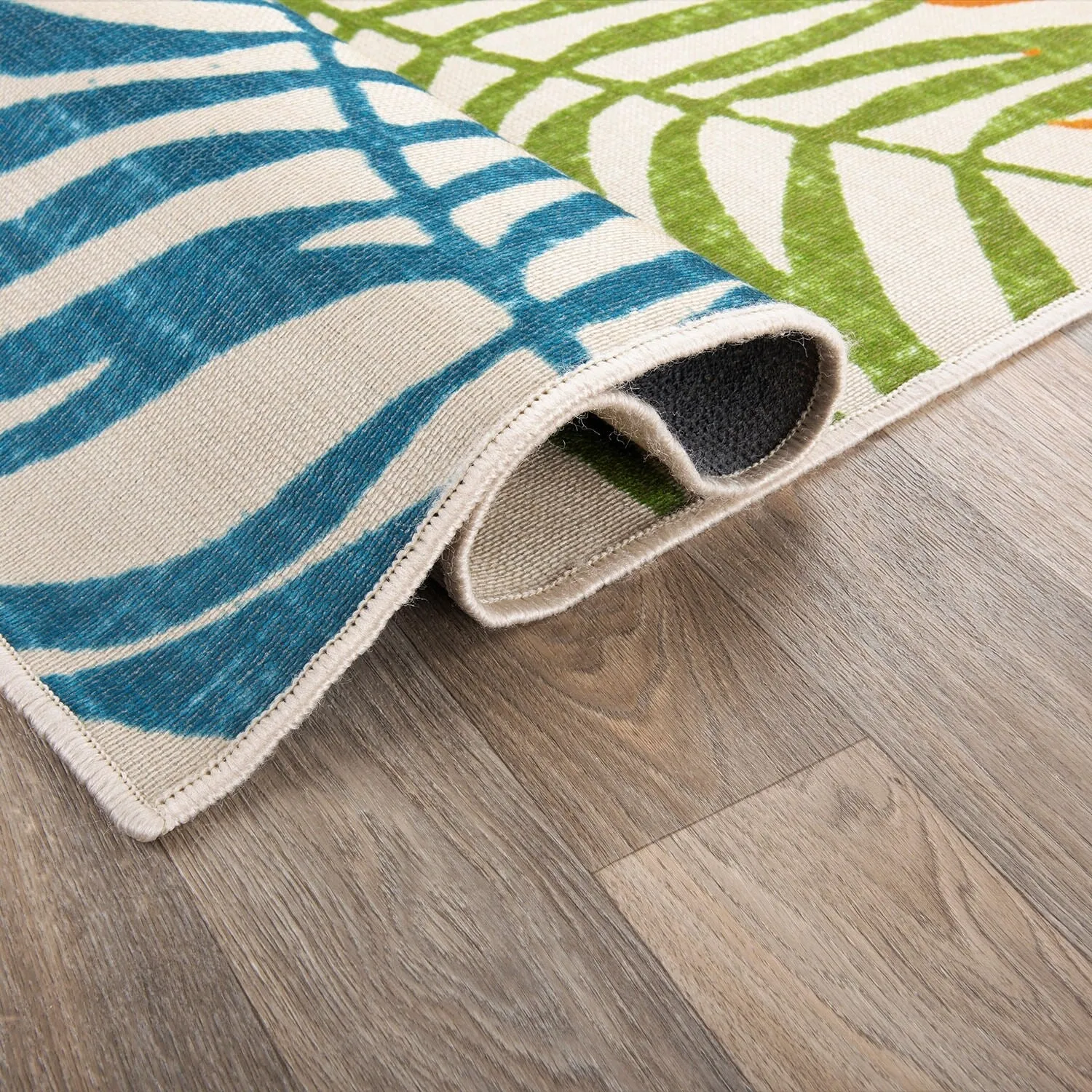Floral Leaves Flatweave Indoor/Outdoor Area Rug