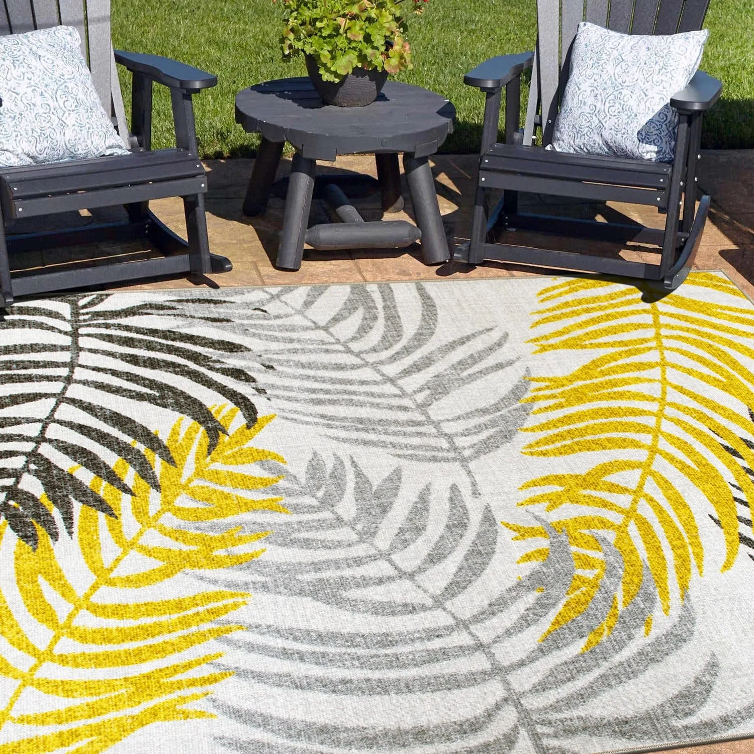 Floral Leaves Flatweave Indoor/Outdoor Area Rug