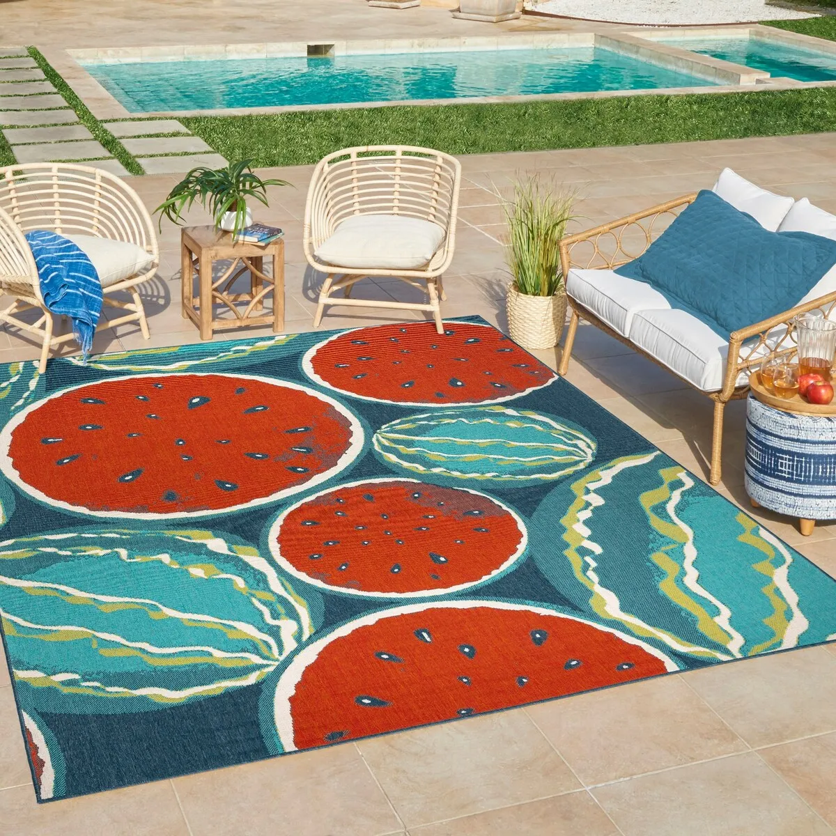 Gertmenian Jona Bold Summer Fruits Bright Bold Indoor/ Outdoor Flatweave Area Rug
