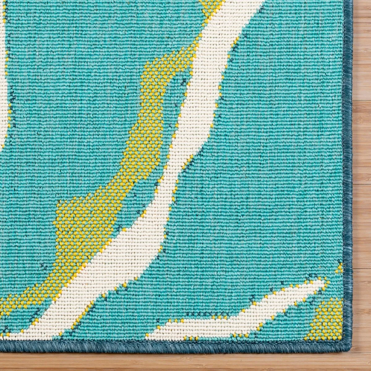 Gertmenian Jona Bold Summer Fruits Bright Bold Indoor/ Outdoor Flatweave Area Rug