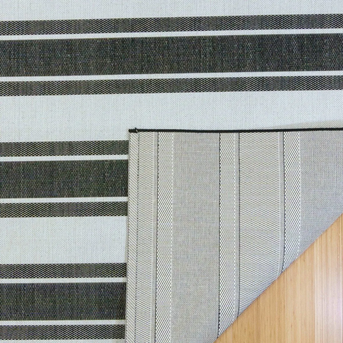 Gertmenian Paseo Castro Black/White Modern Stripe Flastweave Indoor/ Outdoor Area Rug