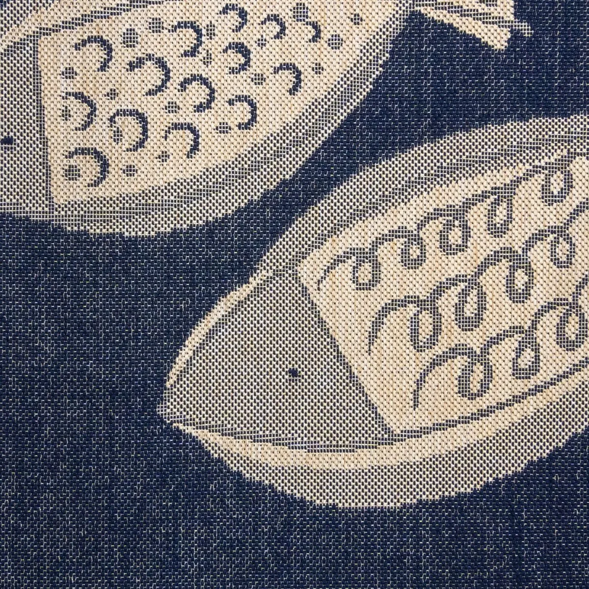 Gertmenian Paseo Loutro Navy Casual Nautical Fish Indoor/ Outdoor Area Rug. 6x9 - 6'6 x 9'6