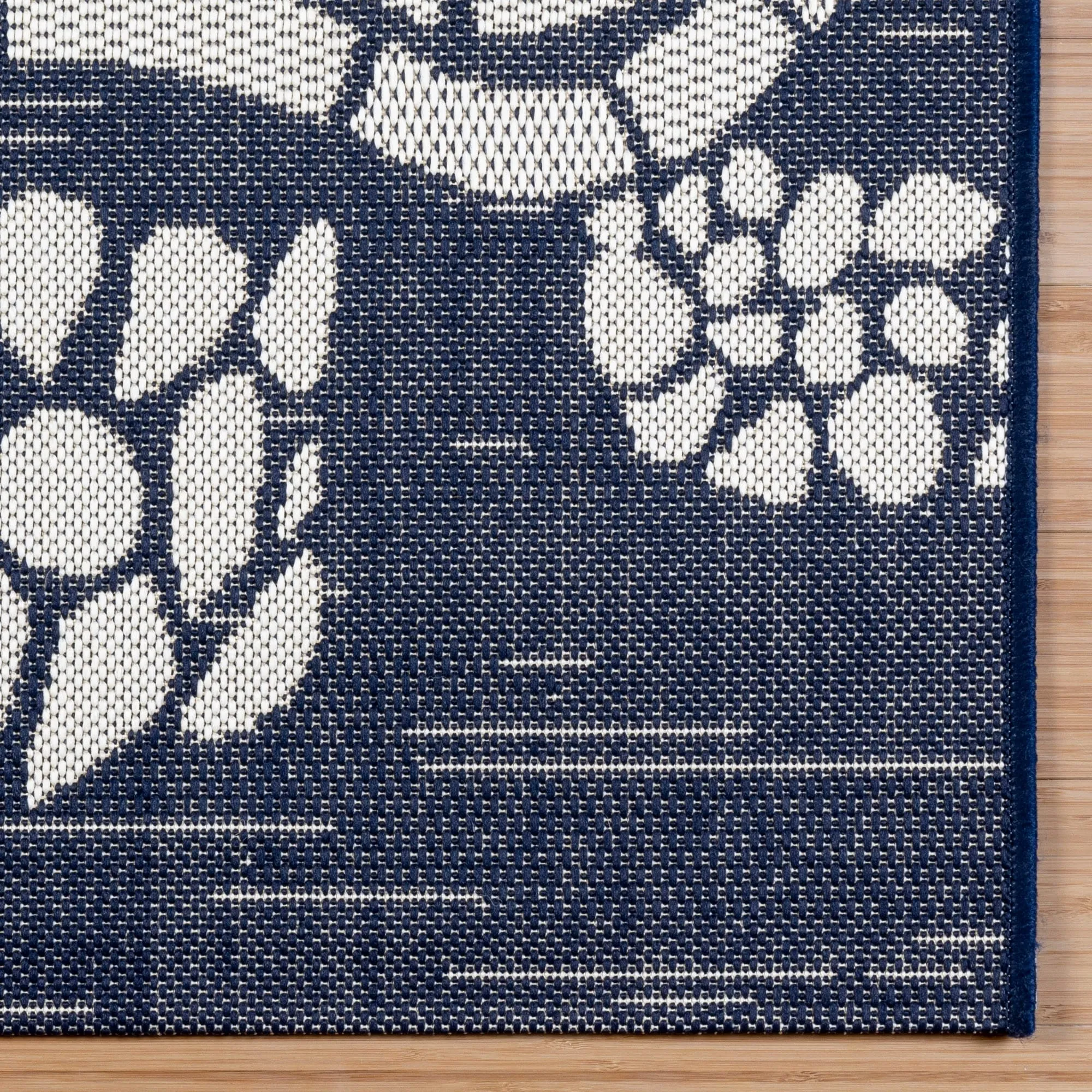 Gertmenian Paseo Tortue Tropical Sea Turtle Polypropylene Flatweave Indoor/ Outdoor Area Rug