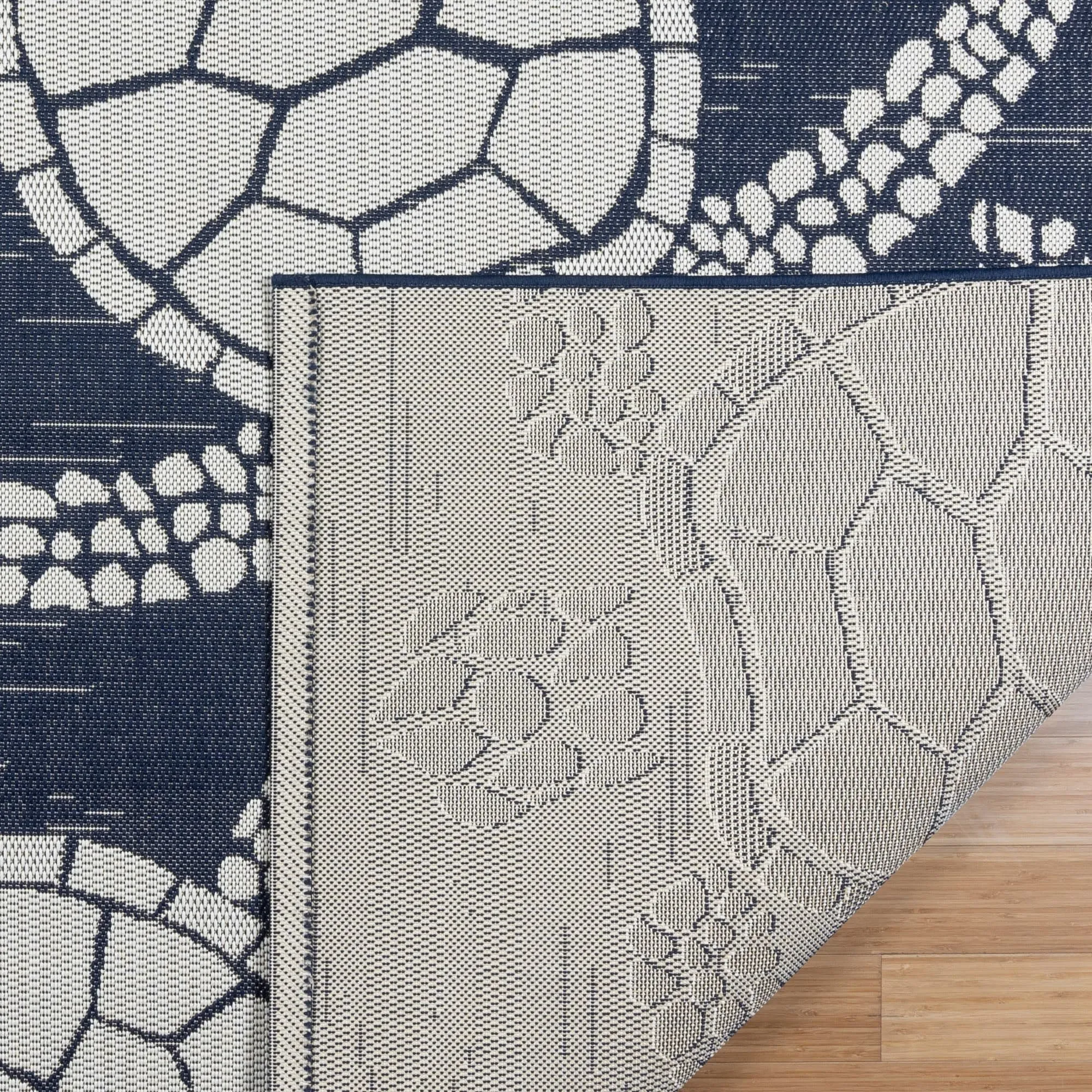Gertmenian Paseo Tortue Tropical Sea Turtle Polypropylene Flatweave Indoor/ Outdoor Area Rug