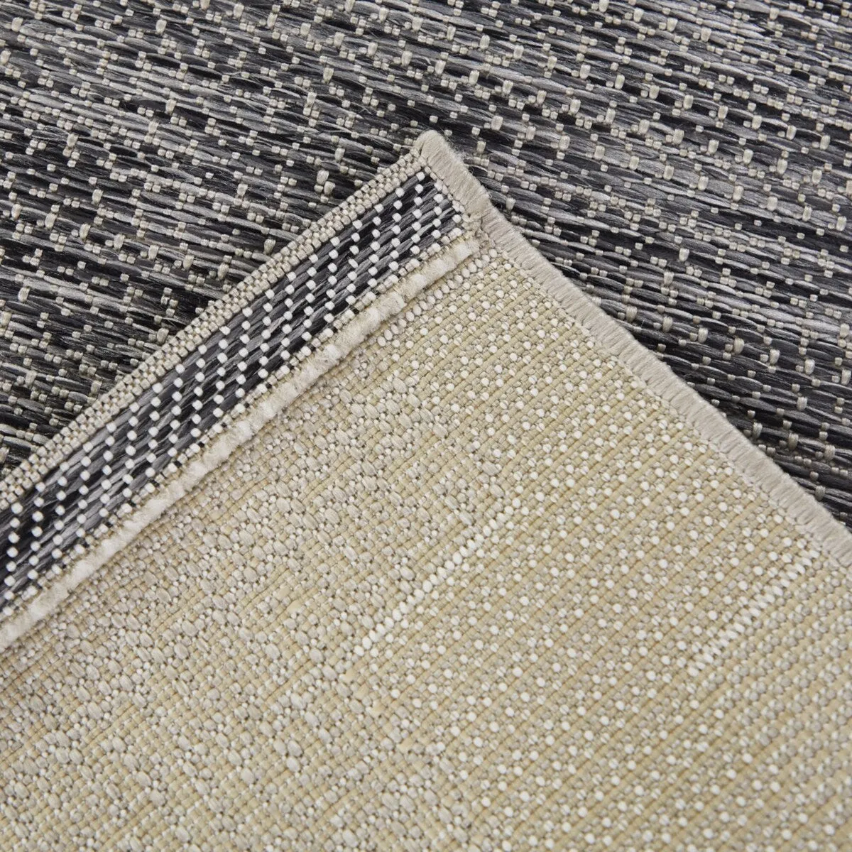 Giacomo Southwestern Indoor/Outdoor Area Rug