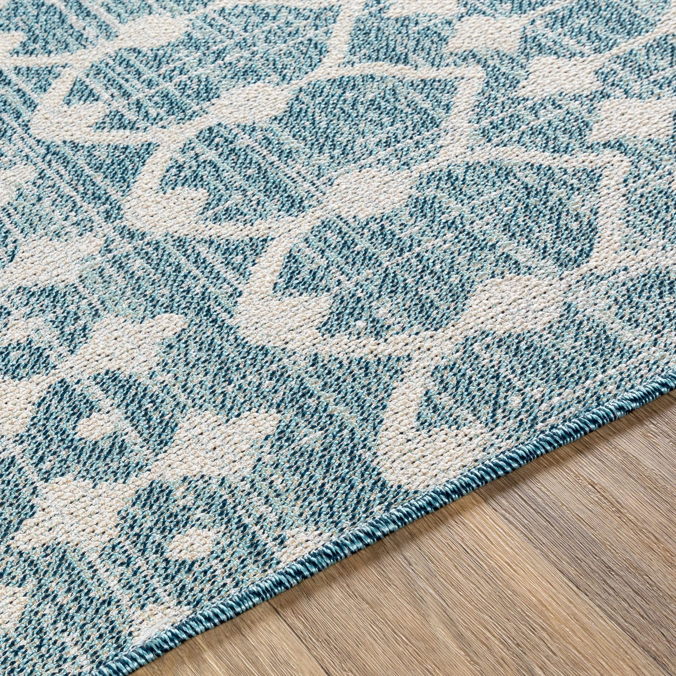Grady Indoor / Outdoor Boho Geometric Area Rug