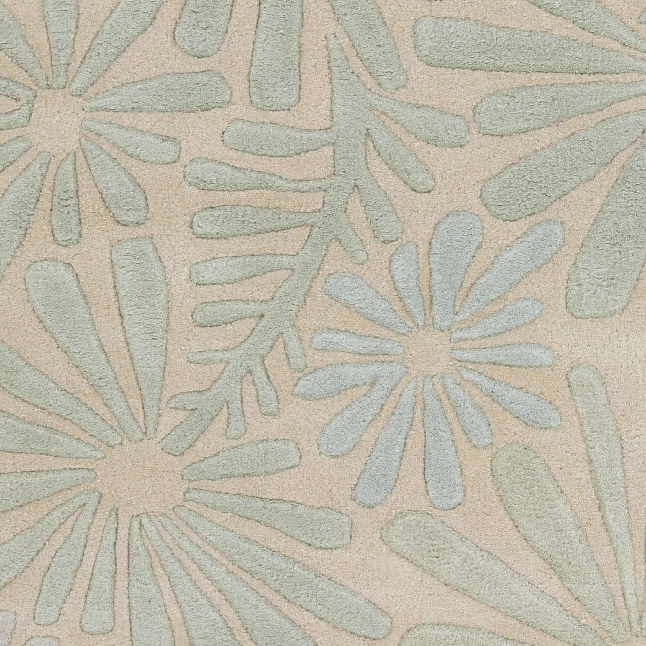 Hand-tufted Billie Floral Indoor Area Rug
