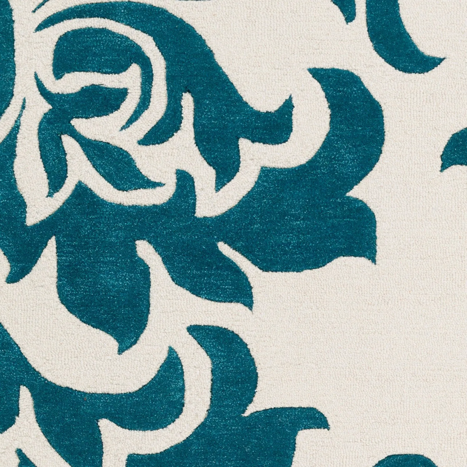 Hand-Tufted Cleo Wool / Viscose Rug