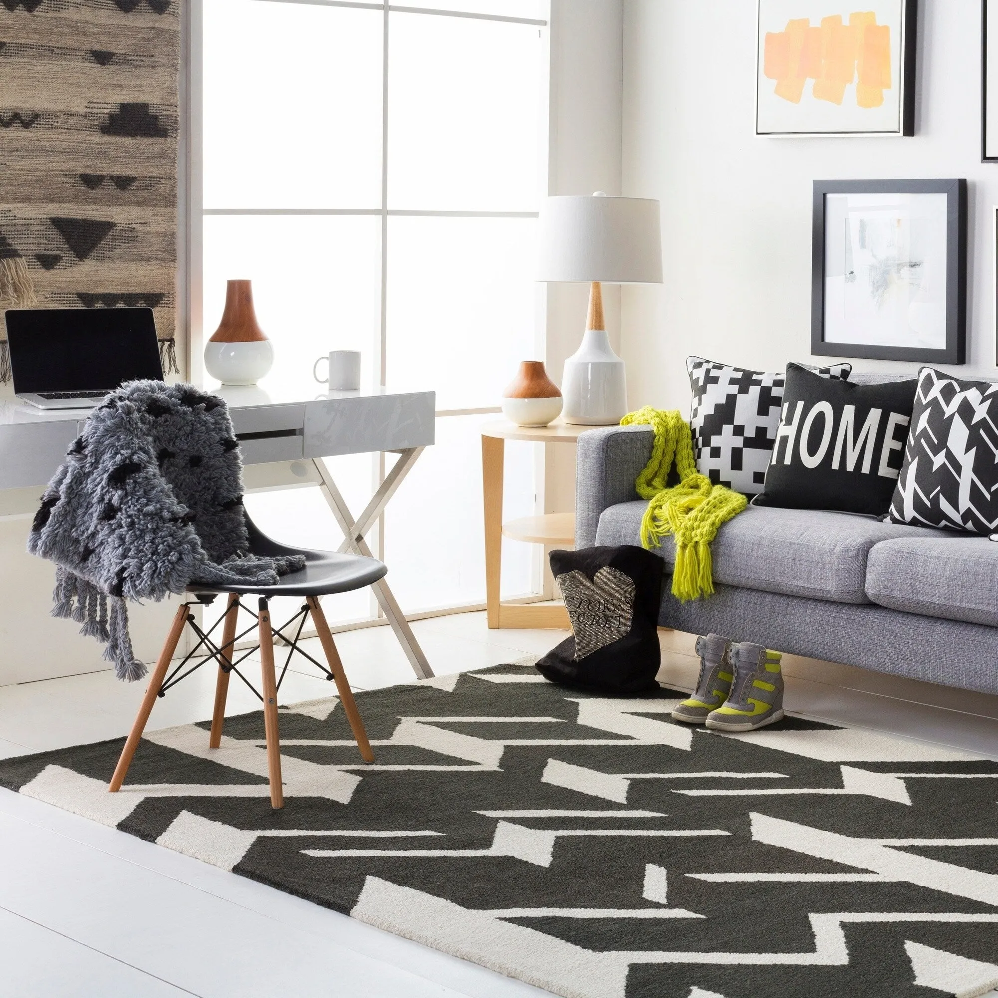 Hand-Tufted Real Wool Rug